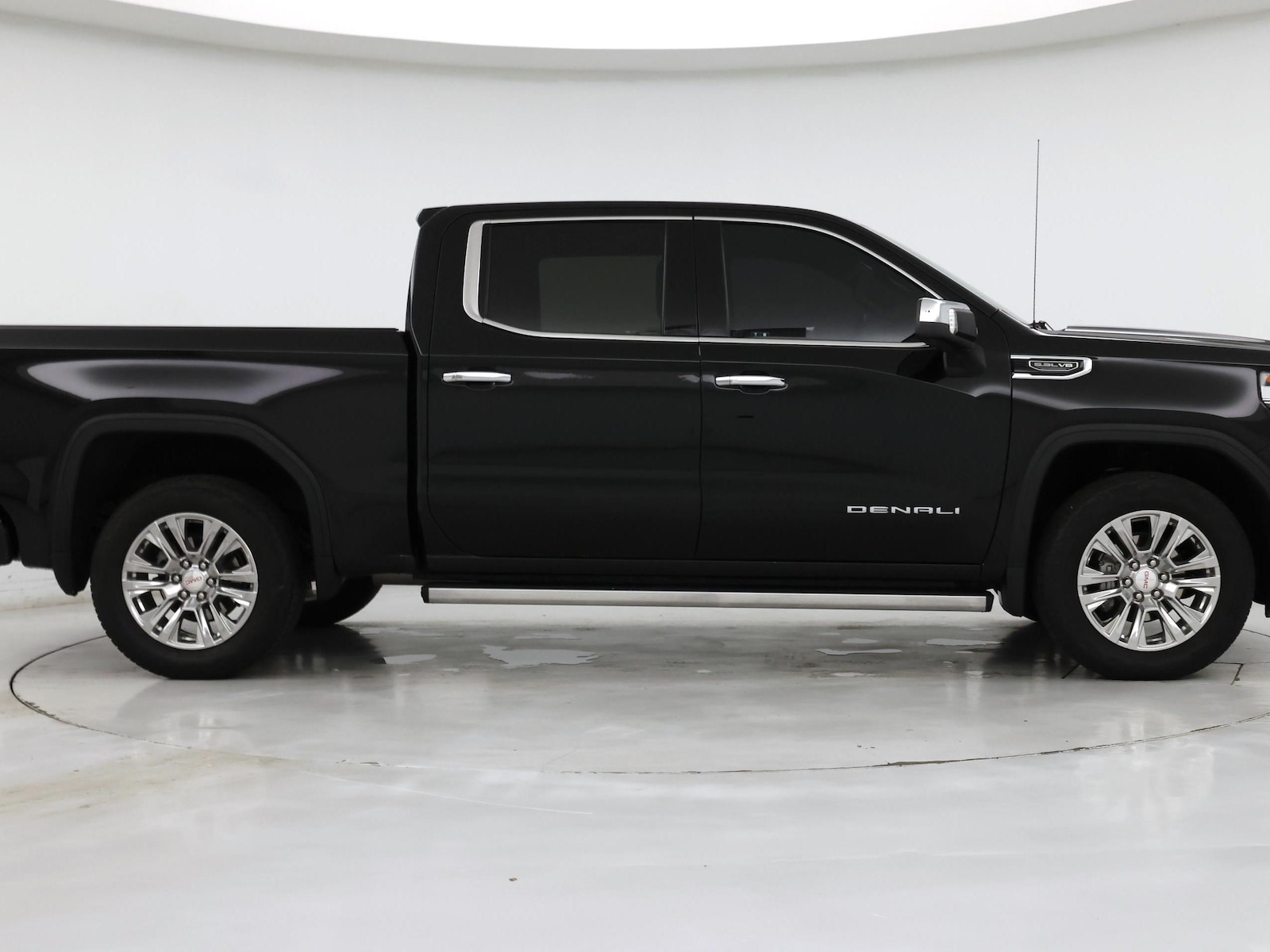 Image 8 of 2023 GMC Sierra 1500 Denali