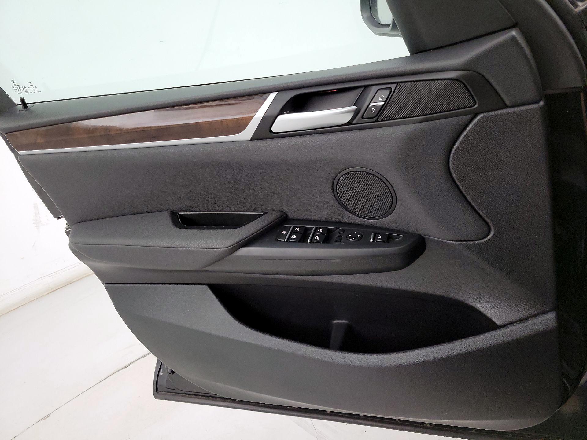 Thumbnail: 2016 BMW X3 - 12