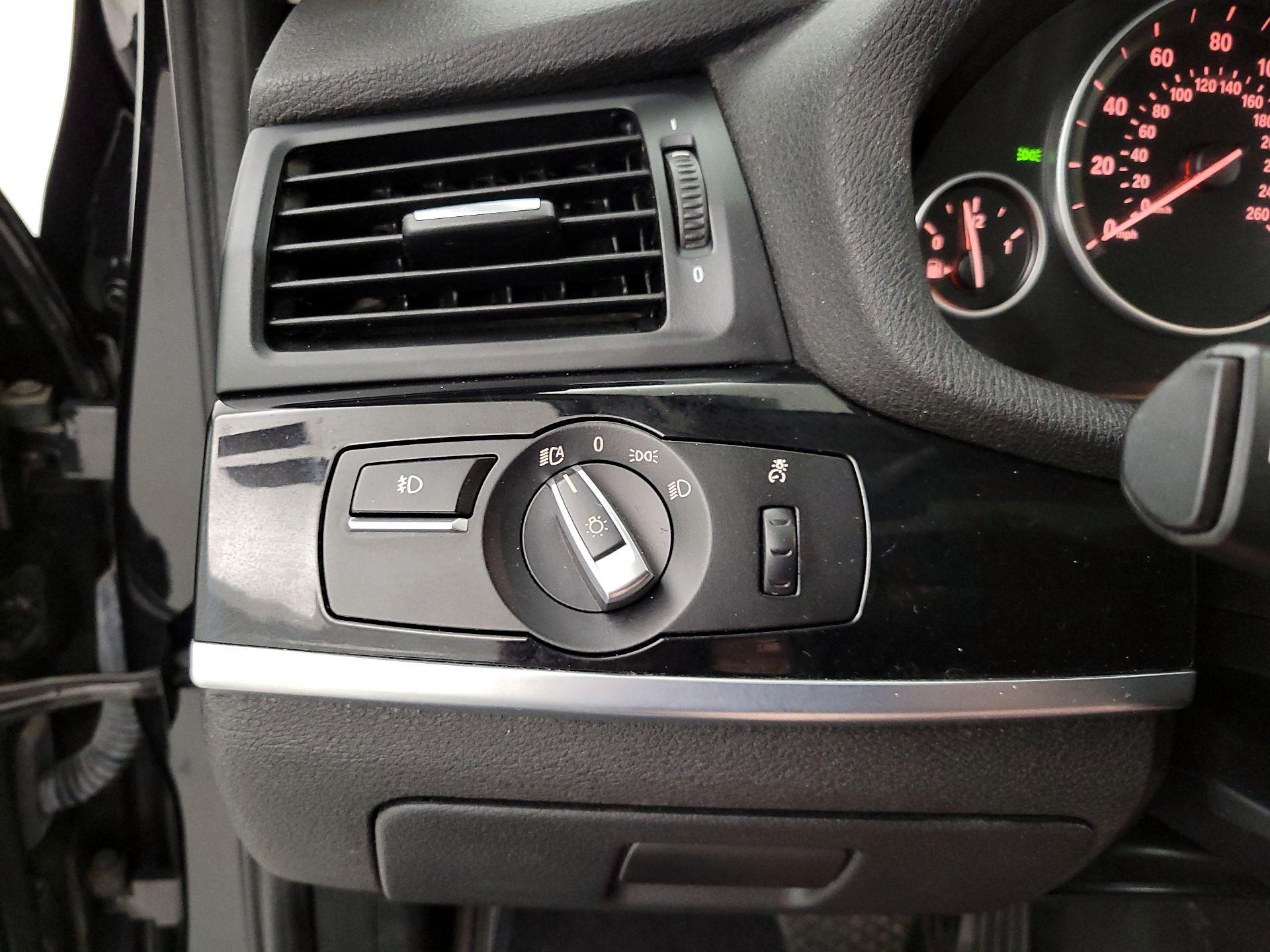 Thumbnail: 2016 BMW X3 - 13