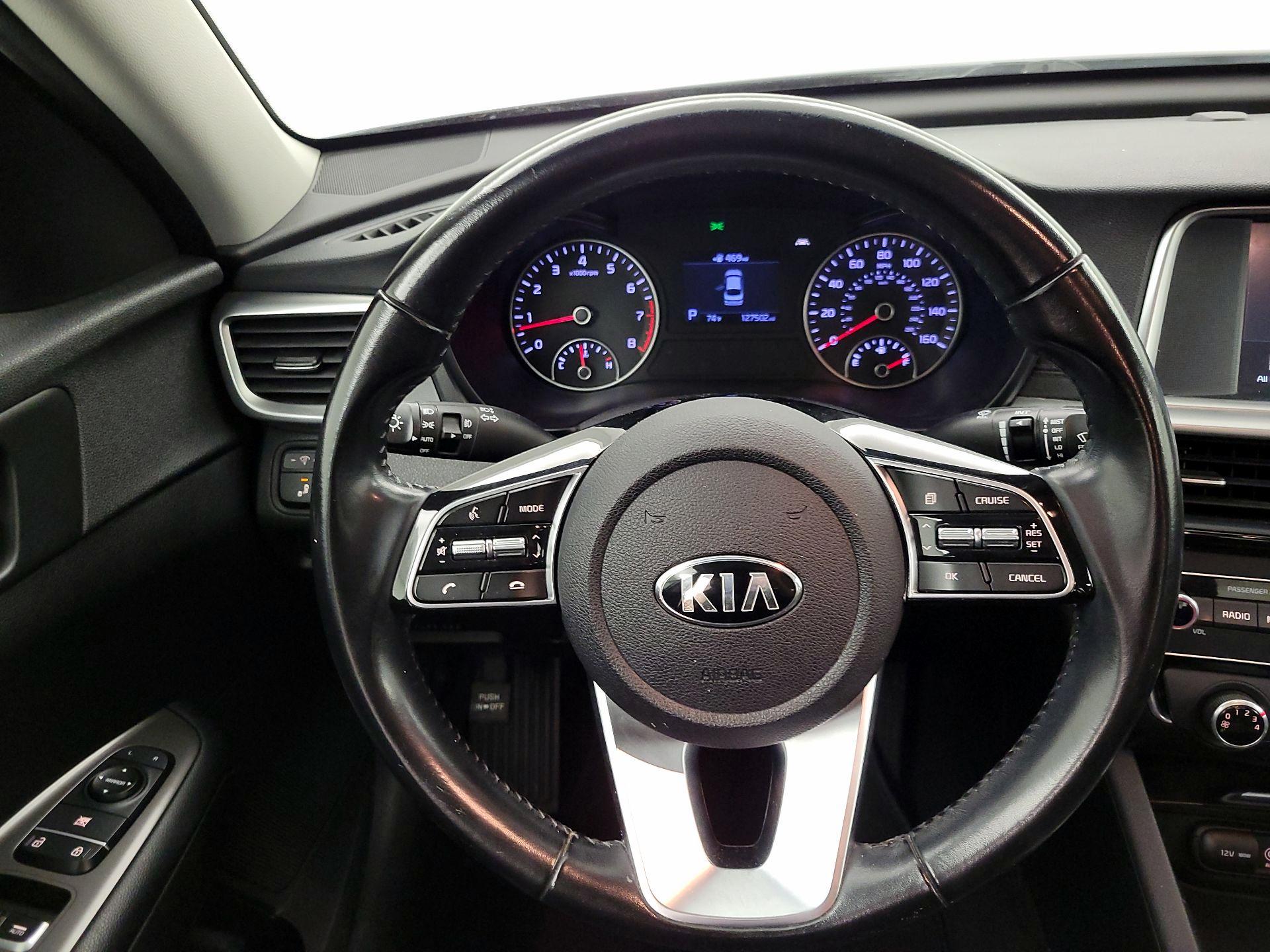 Thumbnail: 2020 Kia Optima - 10