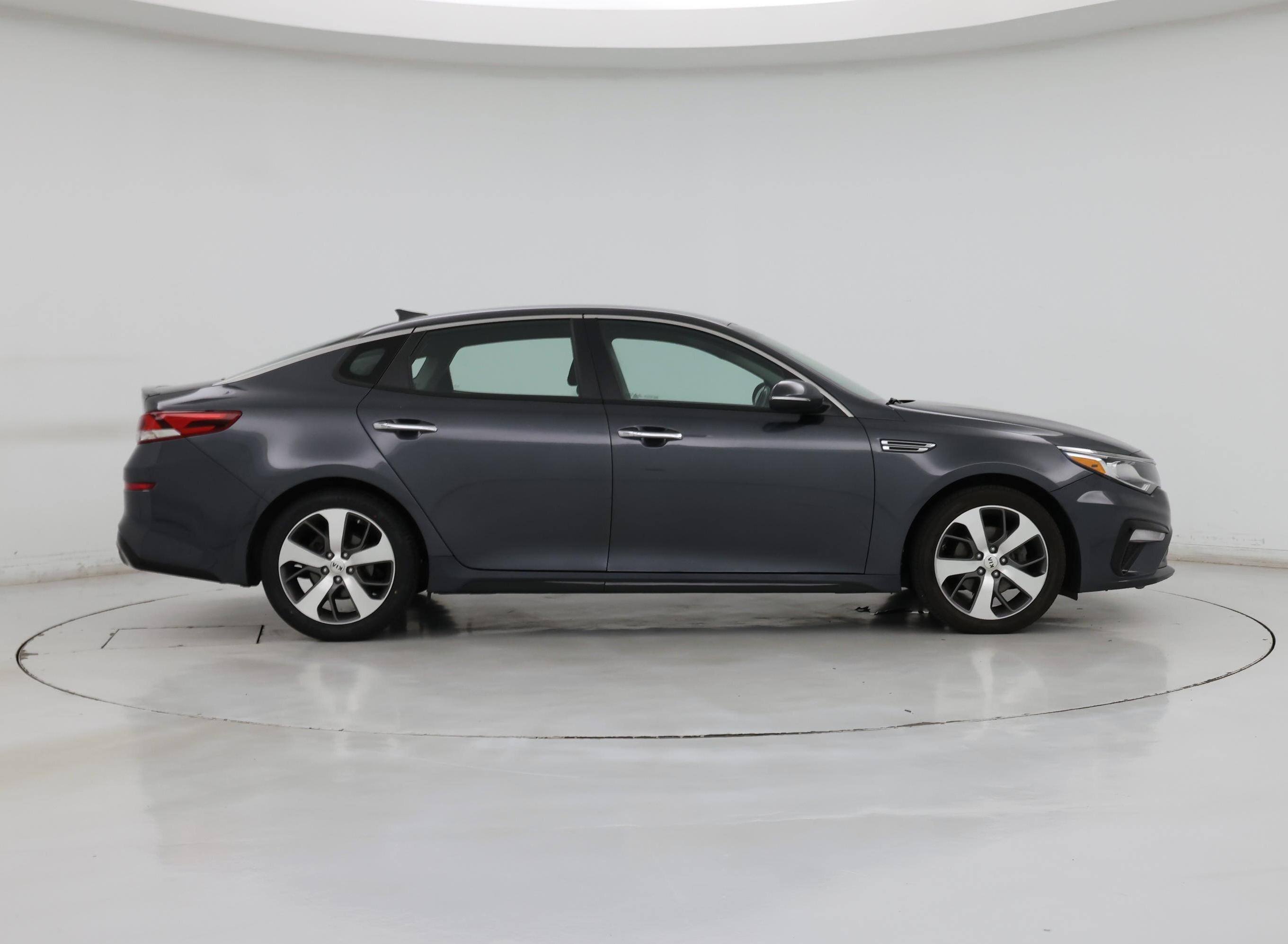Thumbnail: 2020 Kia Optima - 7