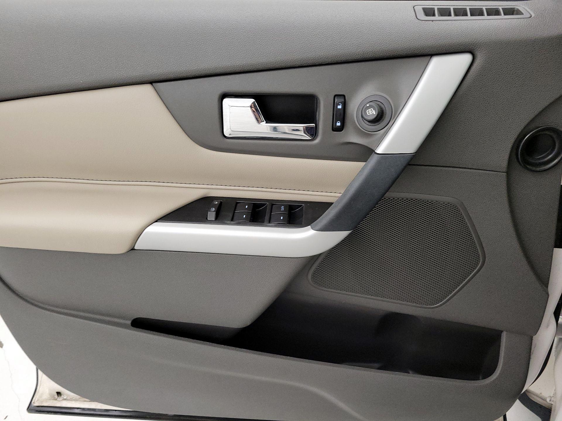 Thumbnail: 2014 Ford Edge - 12