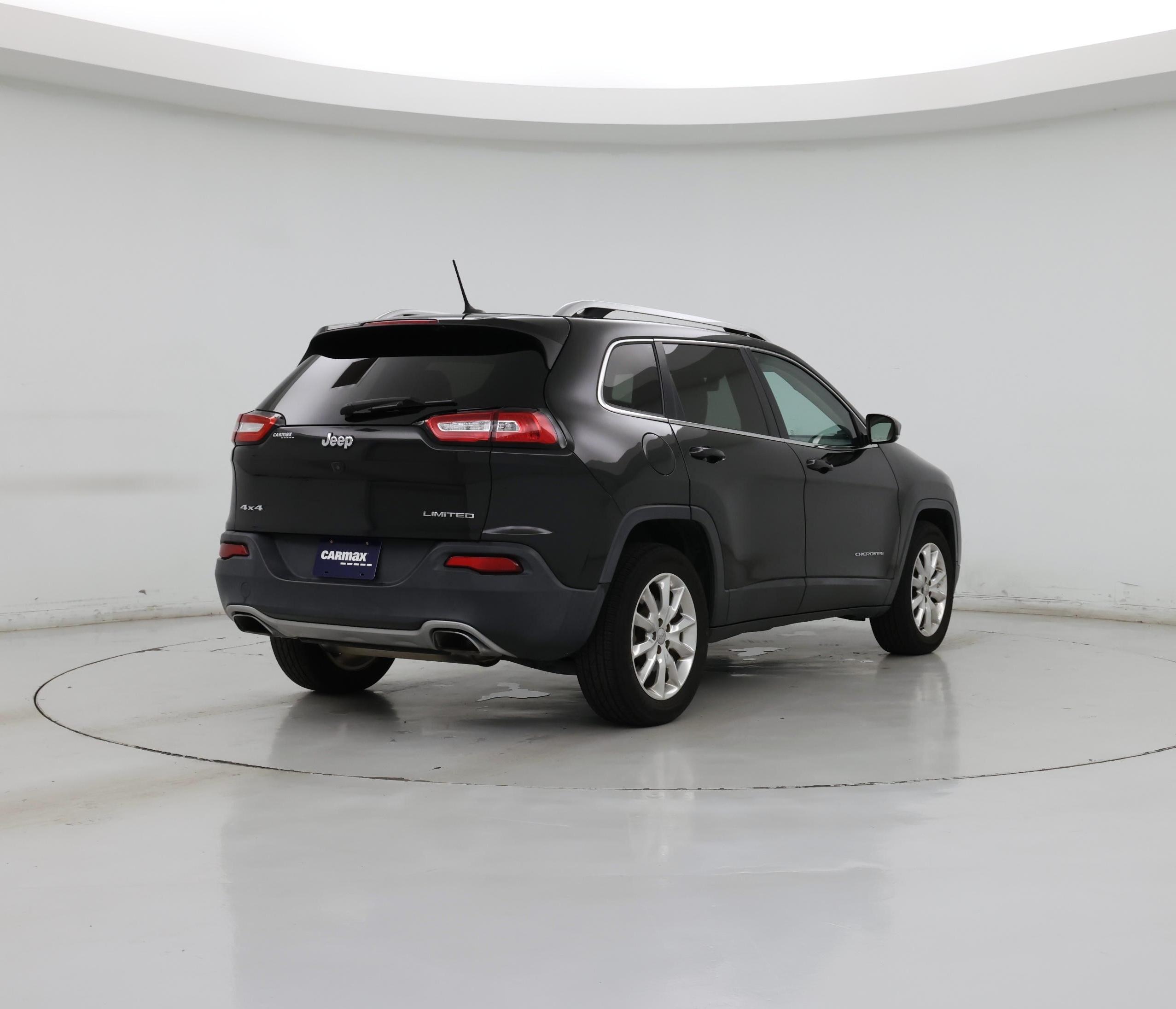 Thumbnail: 2015 Jeep Cherokee - 8