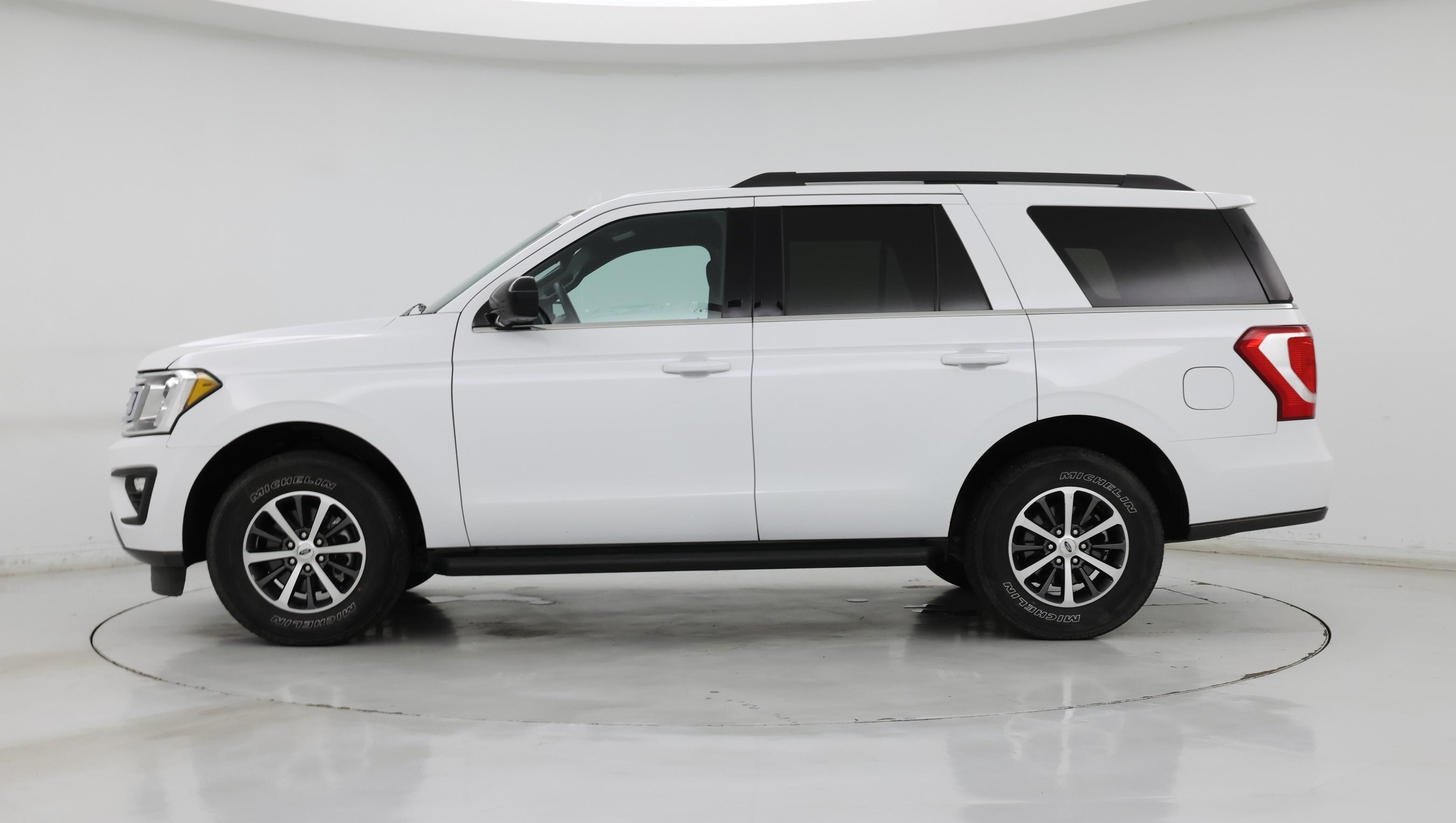Thumbnail: 2021 Ford Expedition - 3