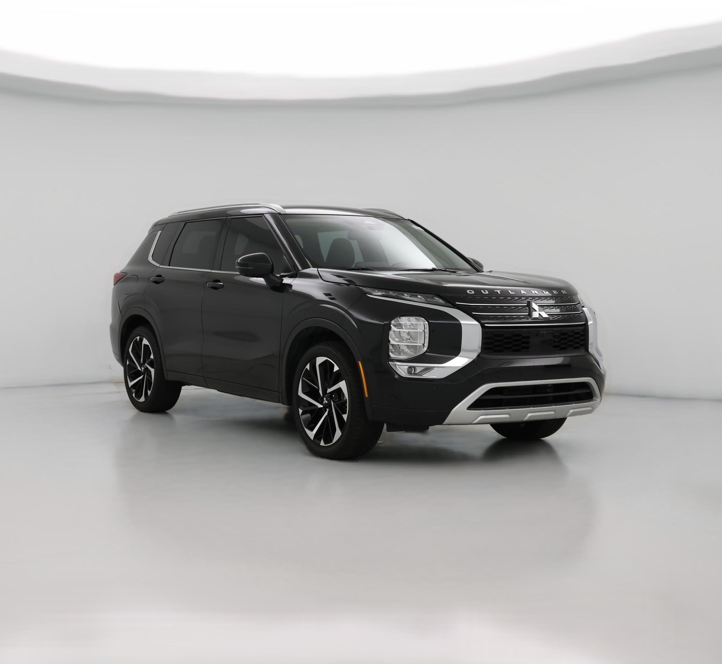 Thumbnail: 2022 Mitsubishi Outlander - 1