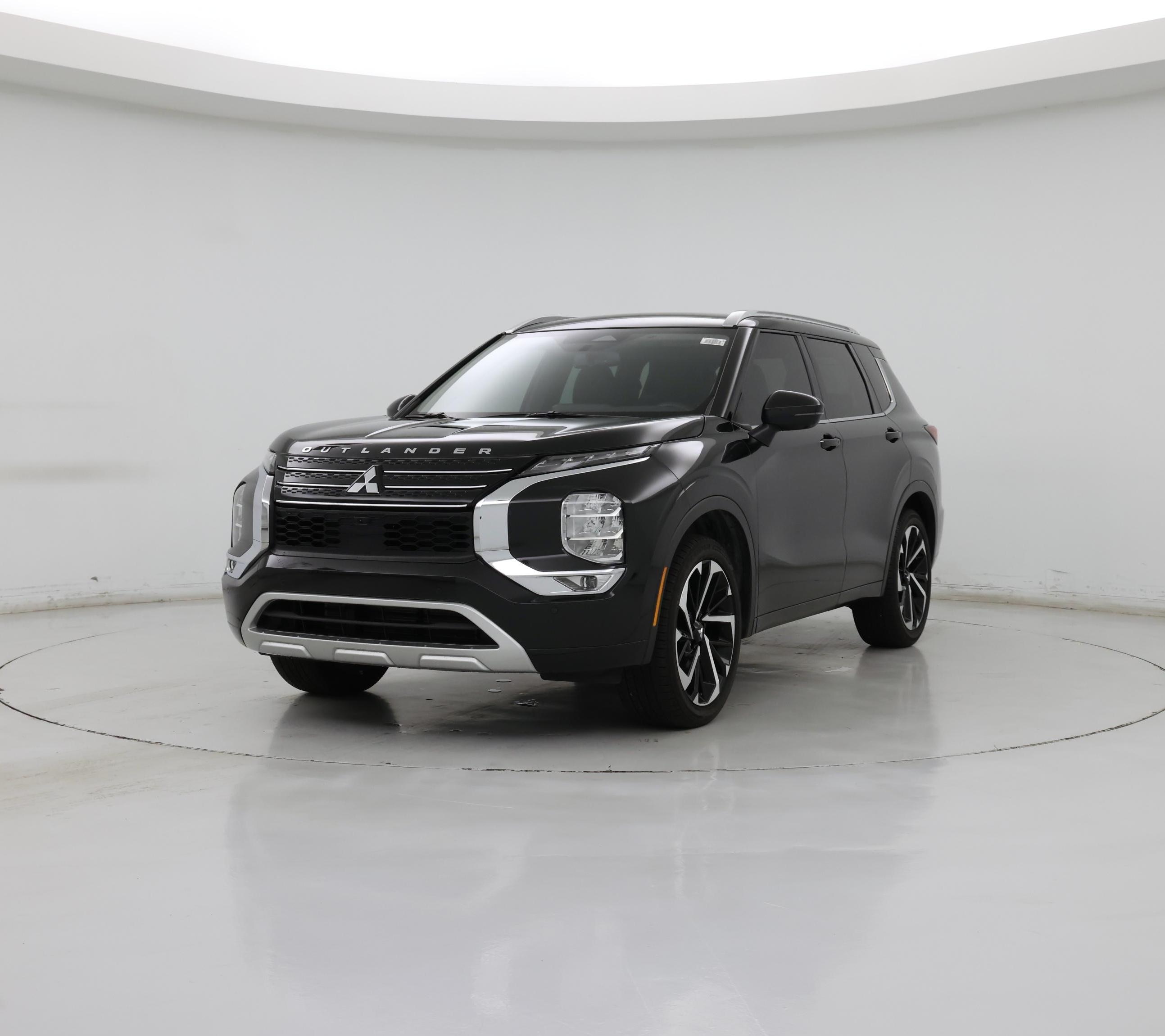 Thumbnail: 2022 Mitsubishi Outlander - 4