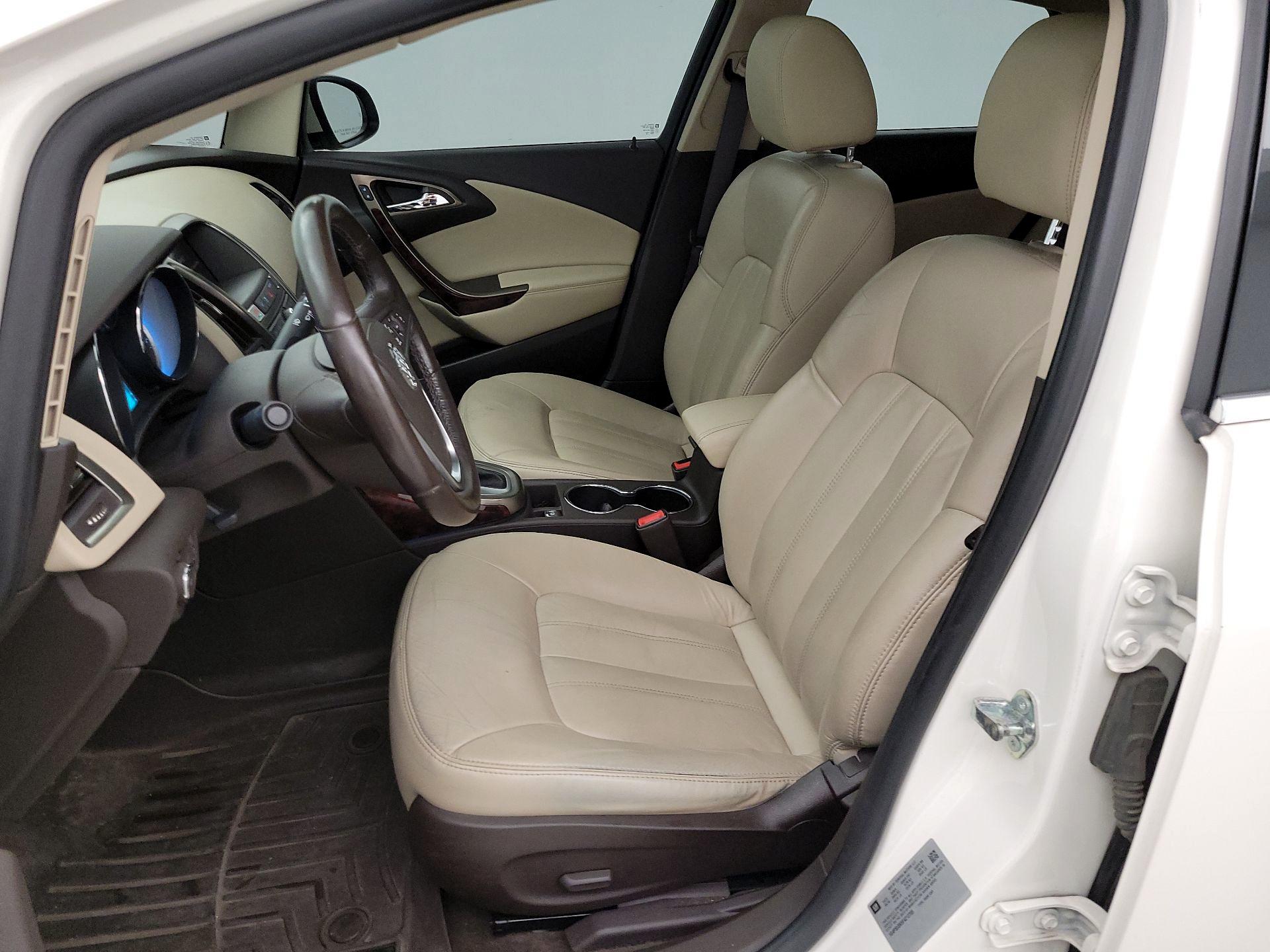 Thumbnail: 2015 Buick Verano - 11