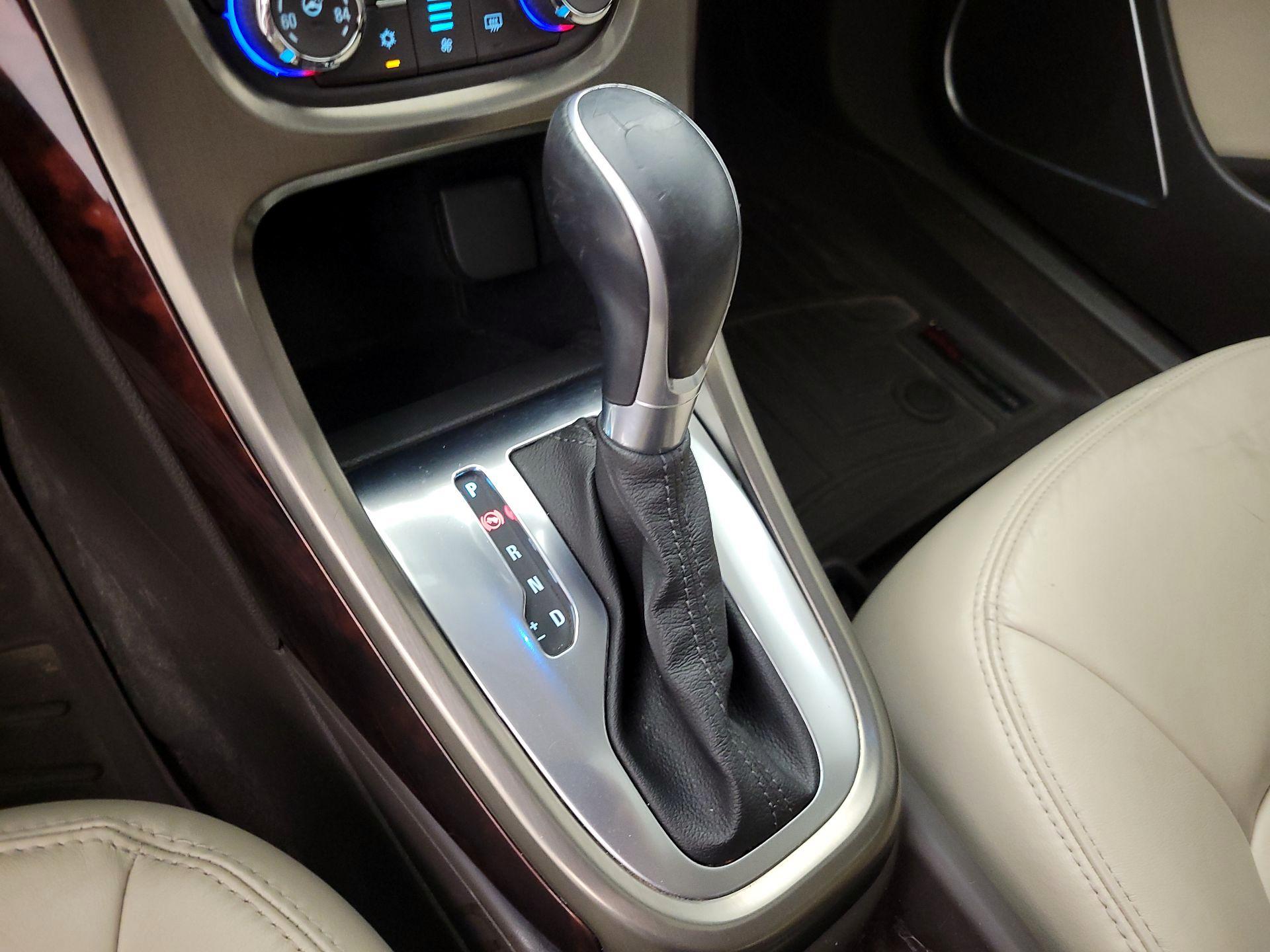 Thumbnail: 2015 Buick Verano - 18