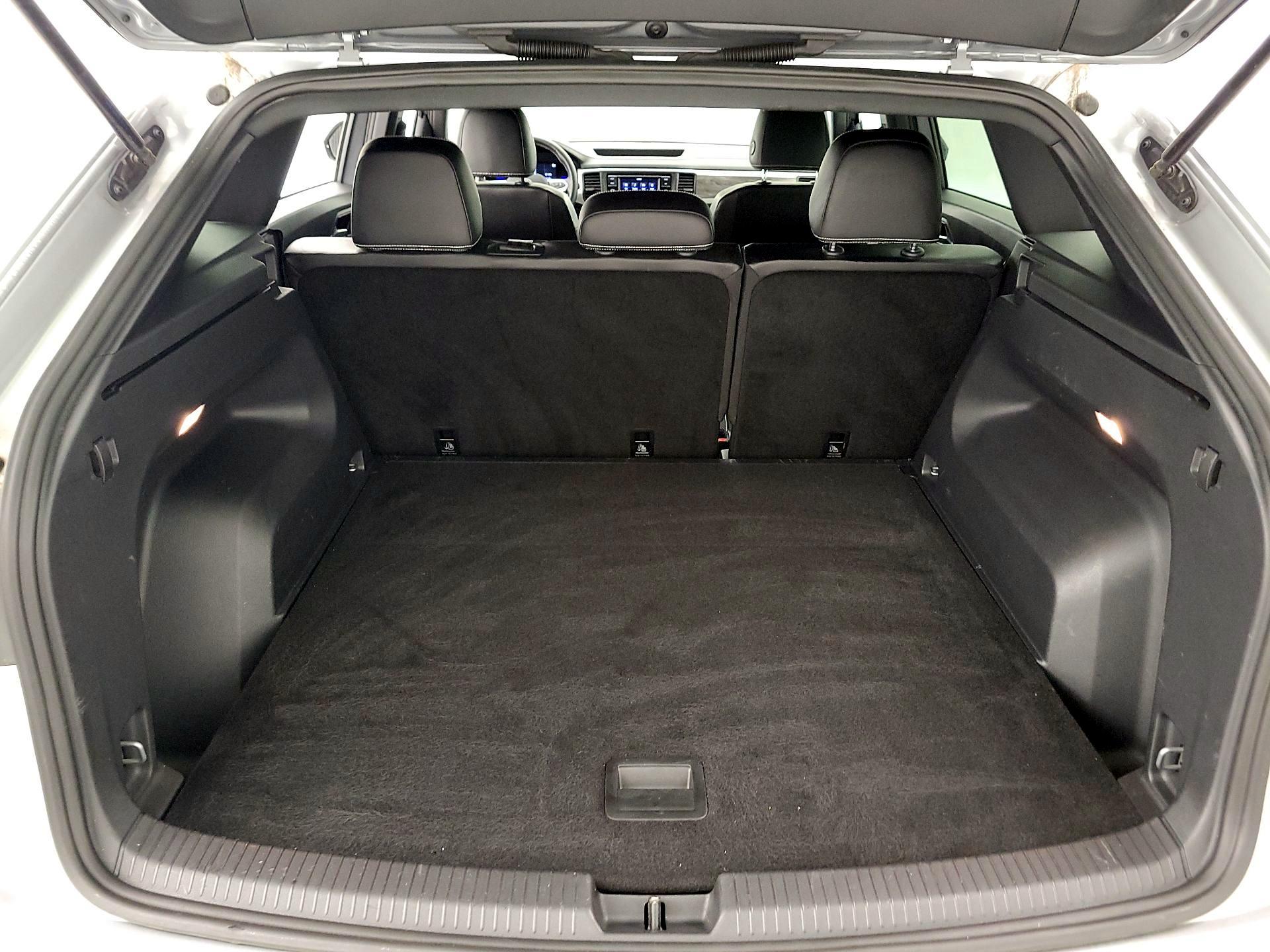 Thumbnail: 2022 Volkswagen Atlas - 20