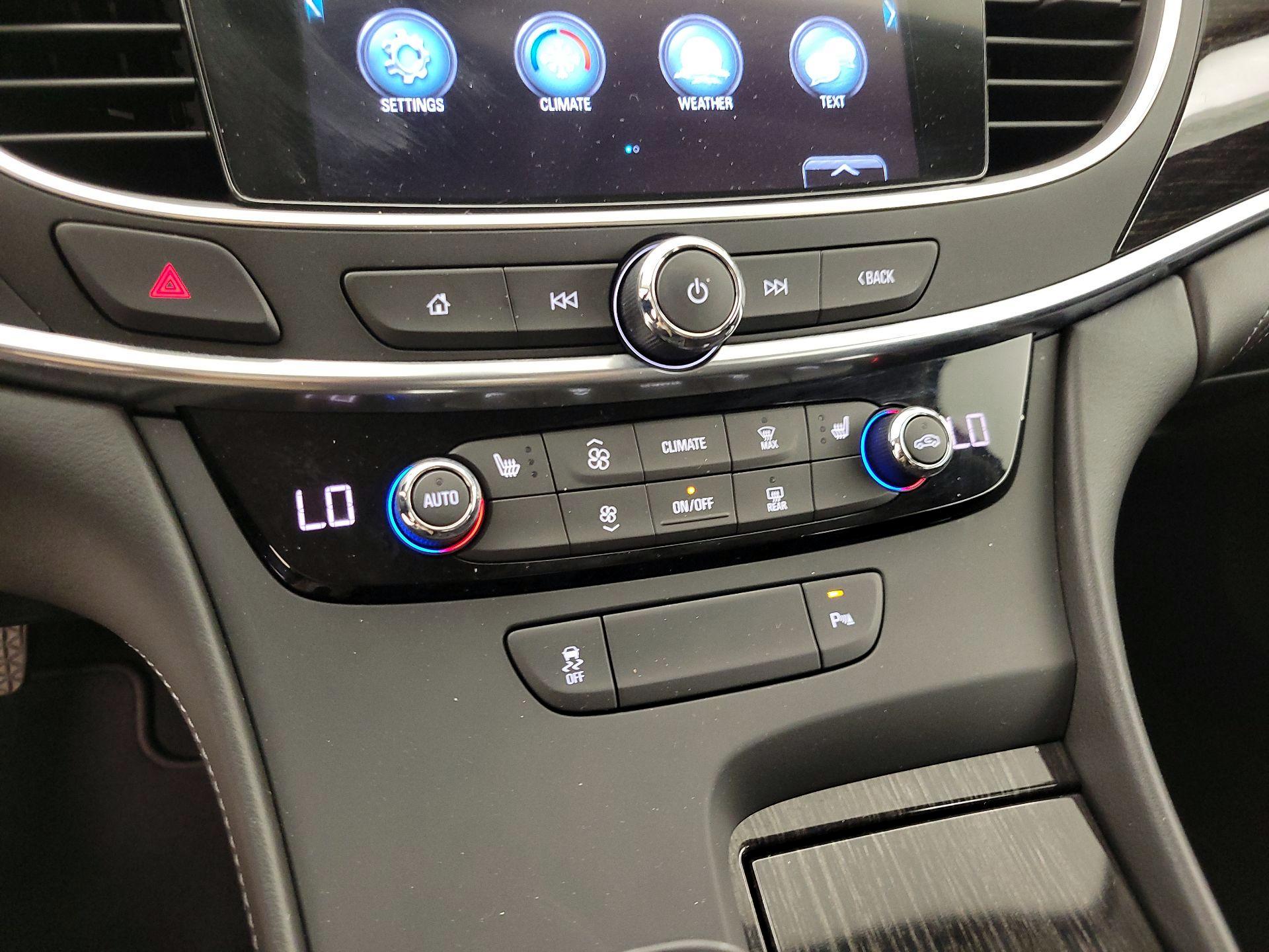 Thumbnail: 2017 Buick LaCrosse - 17