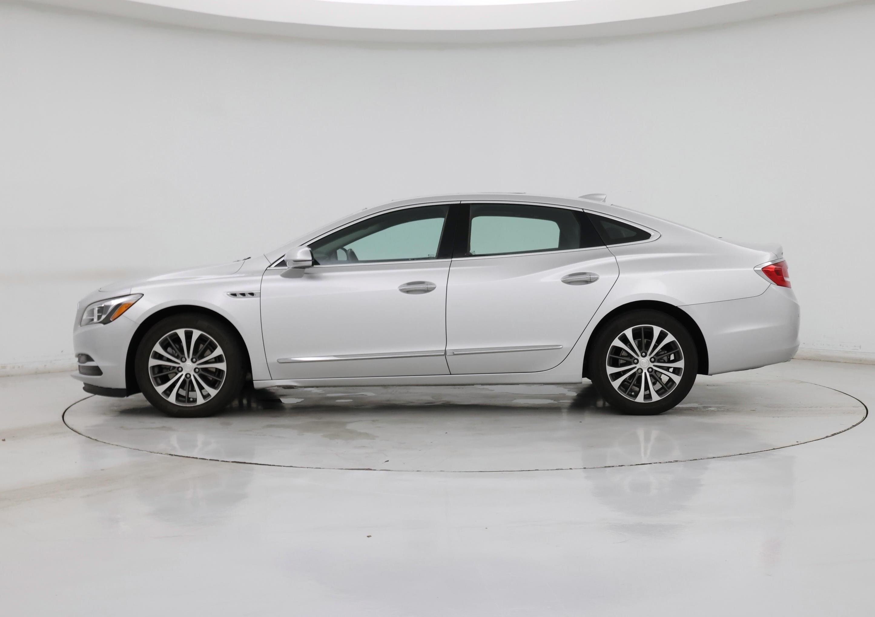 Thumbnail: 2017 Buick LaCrosse - 3