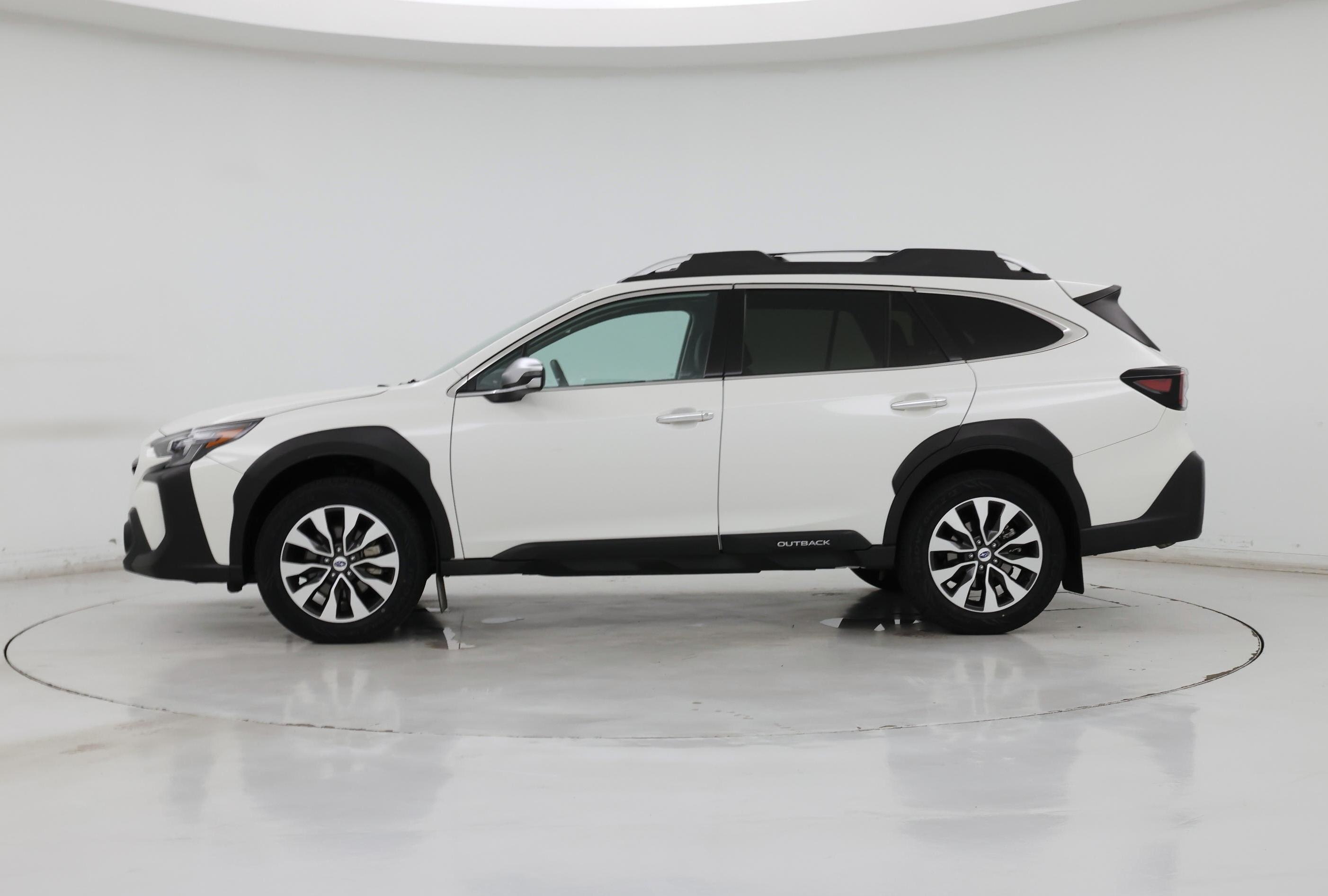Thumbnail: 2023 Subaru Outback - 3