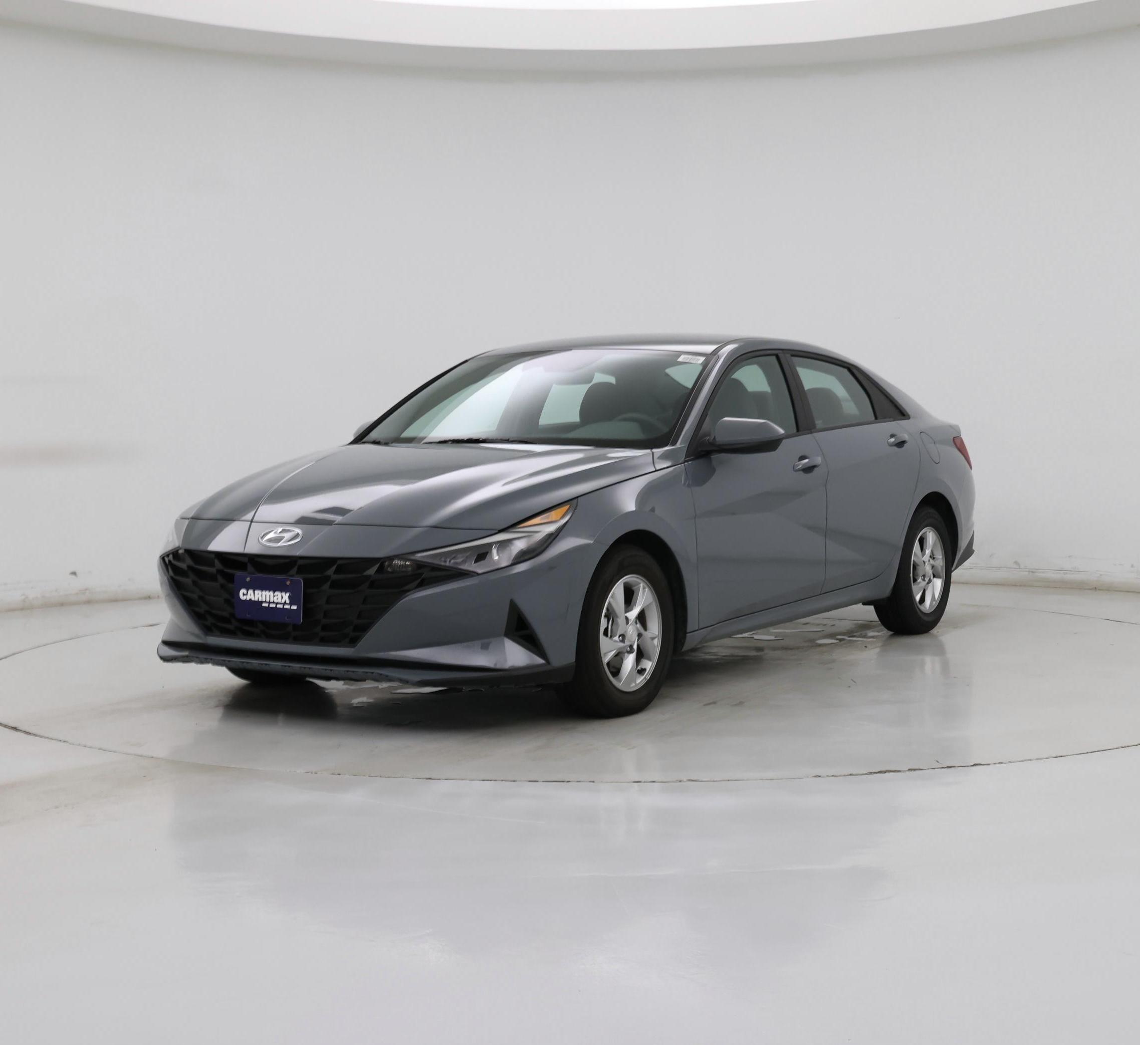 Thumbnail: 2023 Hyundai Elantra - 4