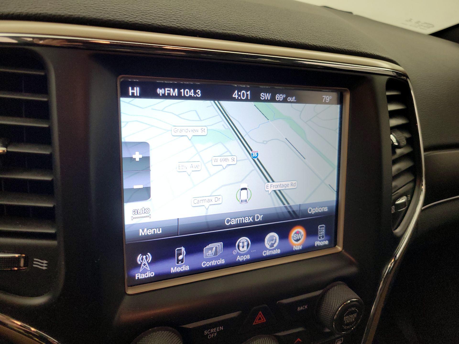 Thumbnail: 2016 Jeep Grand Cherokee - 14