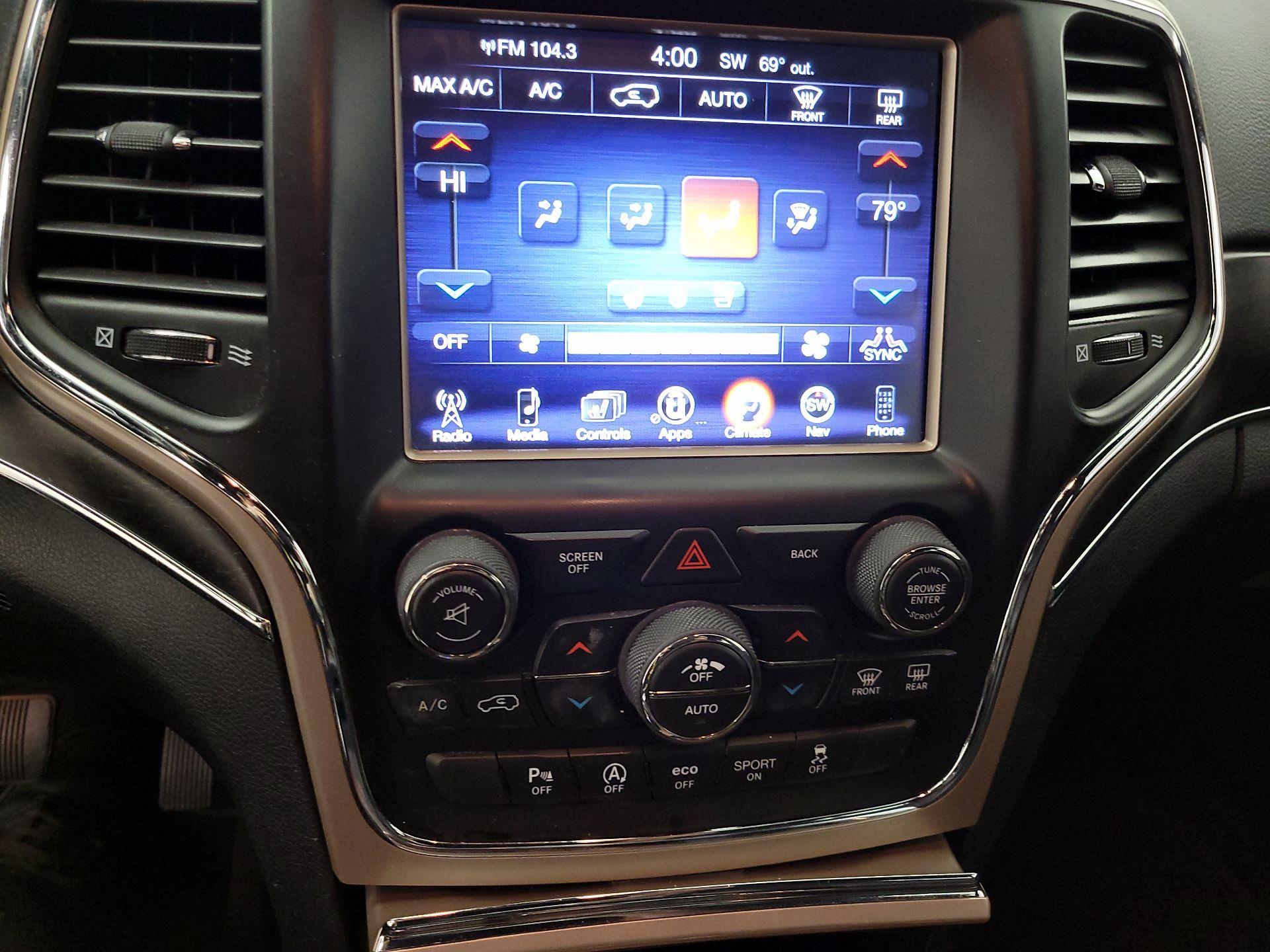 Thumbnail: 2016 Jeep Grand Cherokee - 17