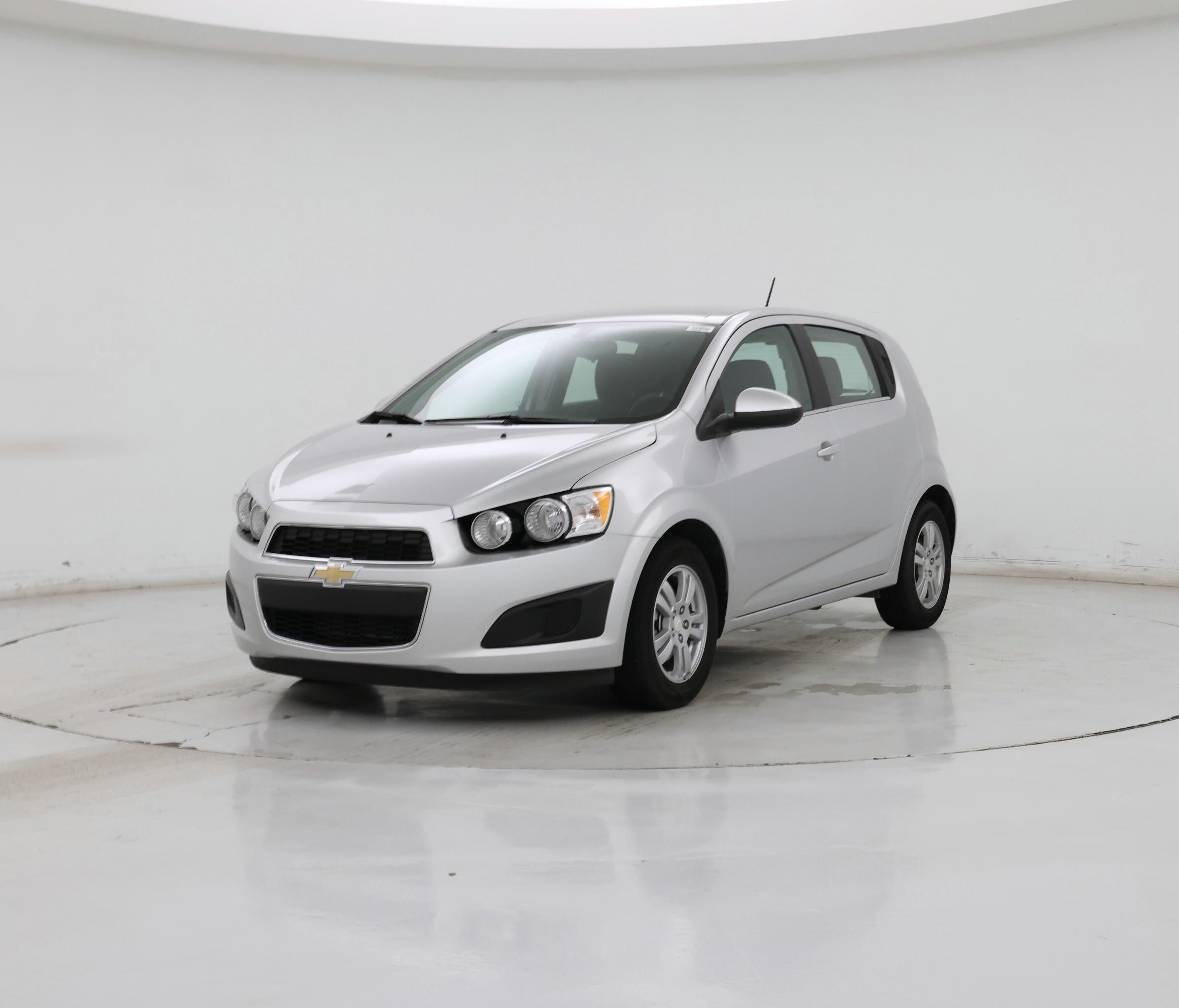 Thumbnail: 2016 Chevrolet Sonic - 4