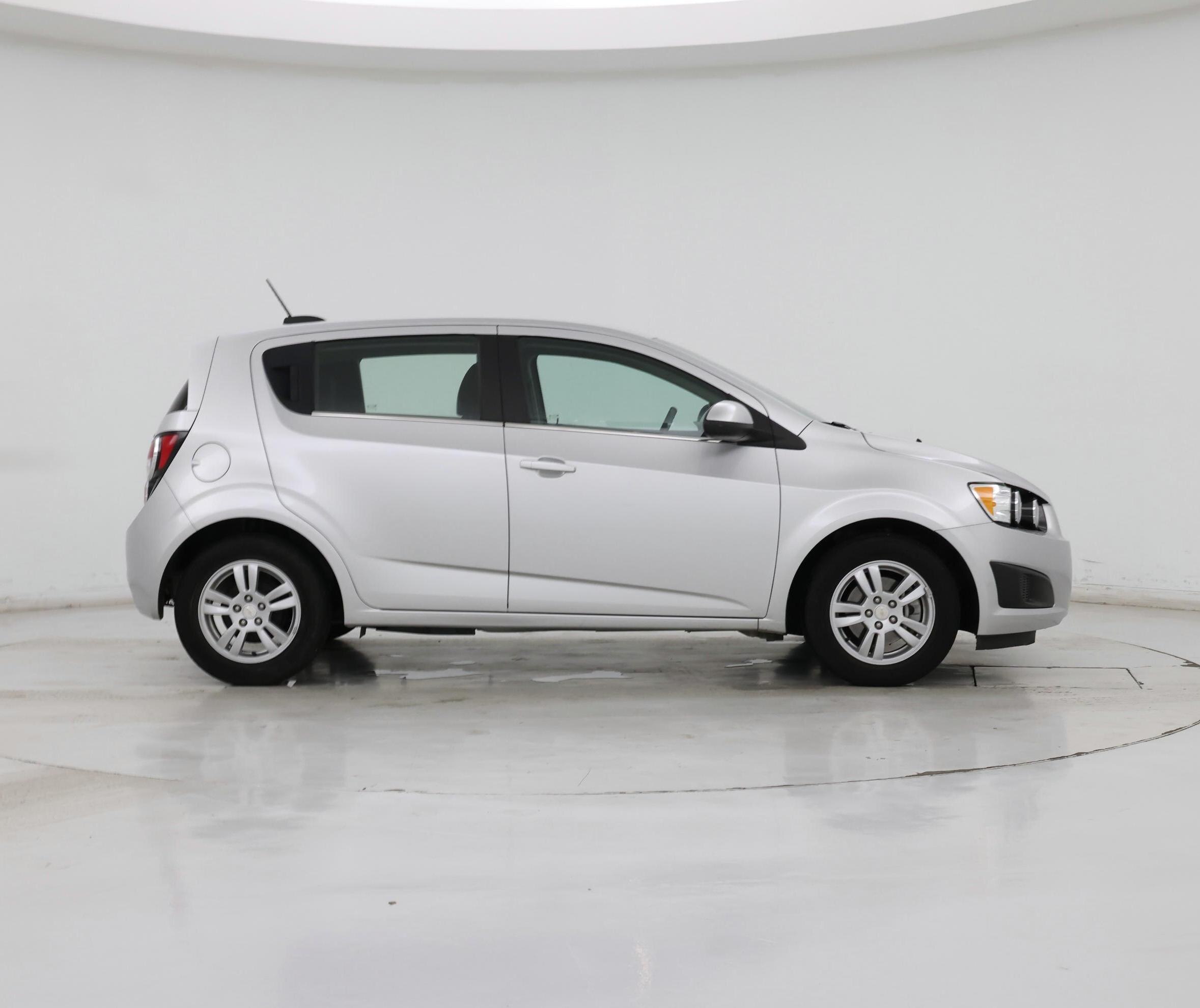 Thumbnail: 2016 Chevrolet Sonic - 7