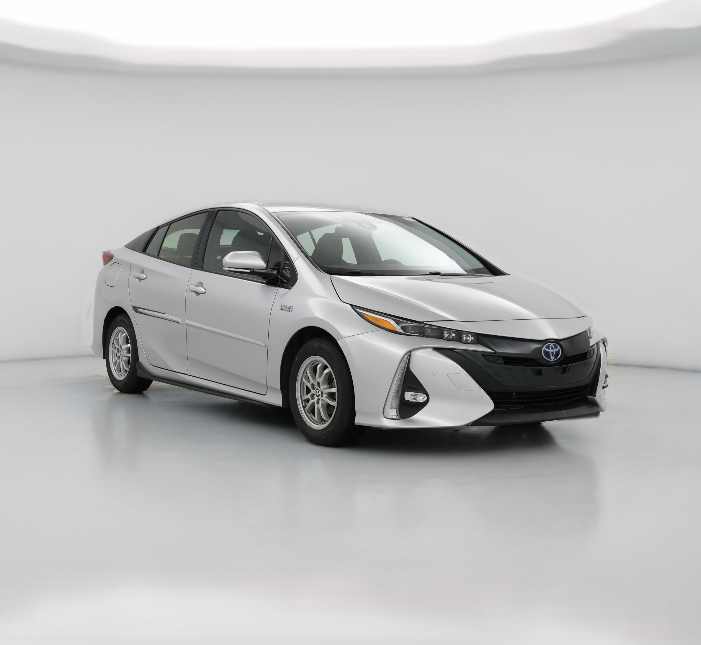 Thumbnail: 2017 Toyota Prius Prime - 1