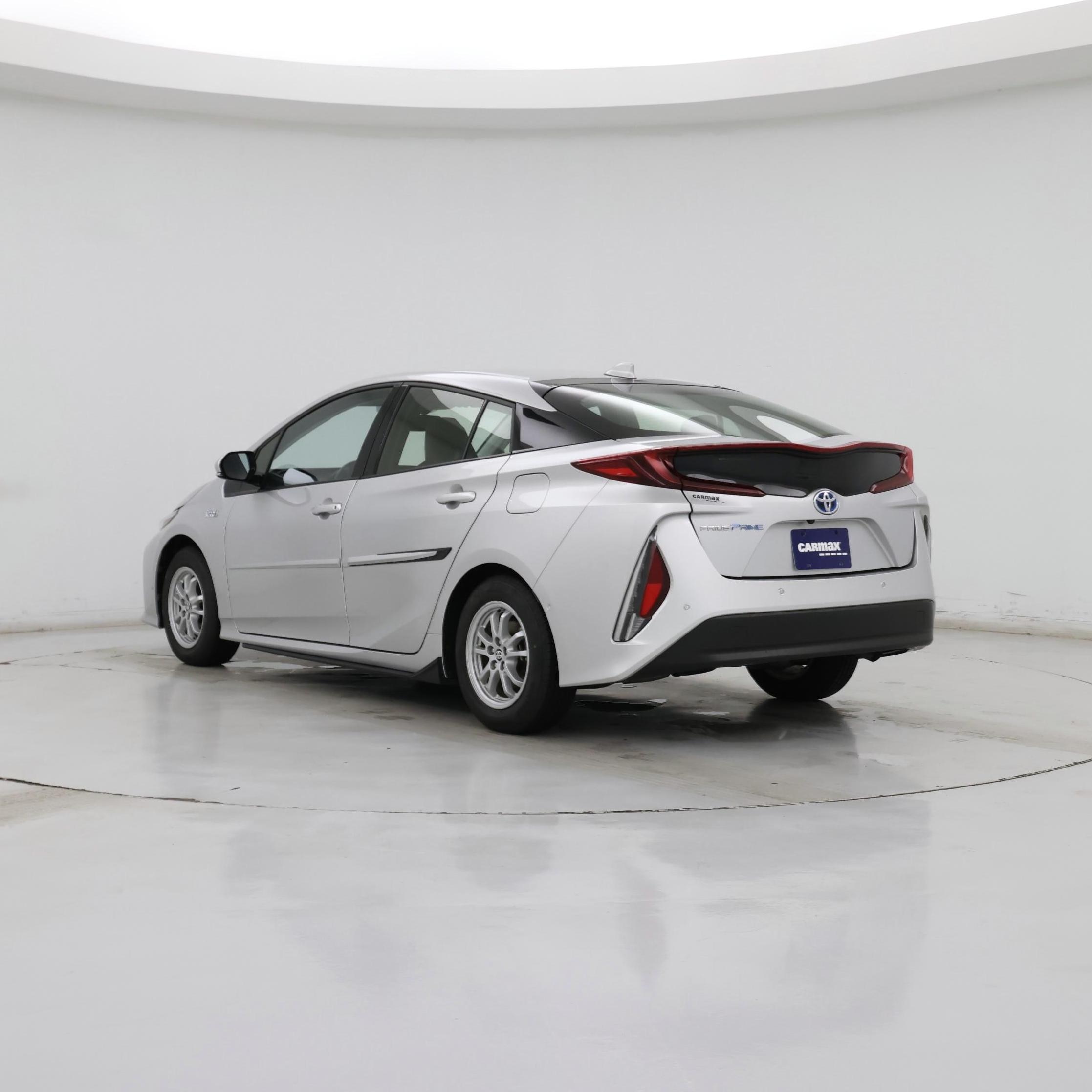 Thumbnail: 2017 Toyota Prius Prime - 2