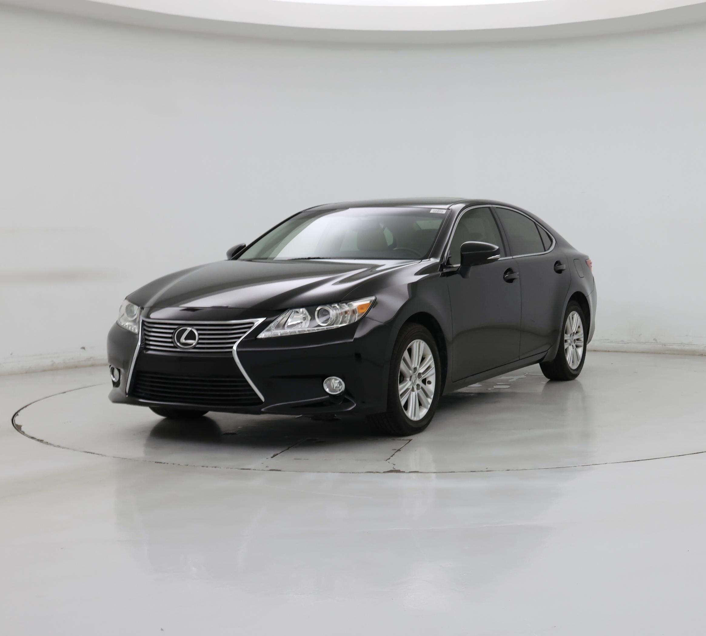 Thumbnail: 2014 Lexus ES - 4