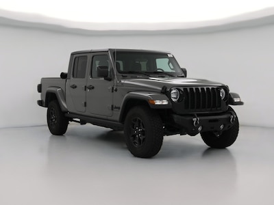 Gray 2021 Jeep Gladiator Willy's