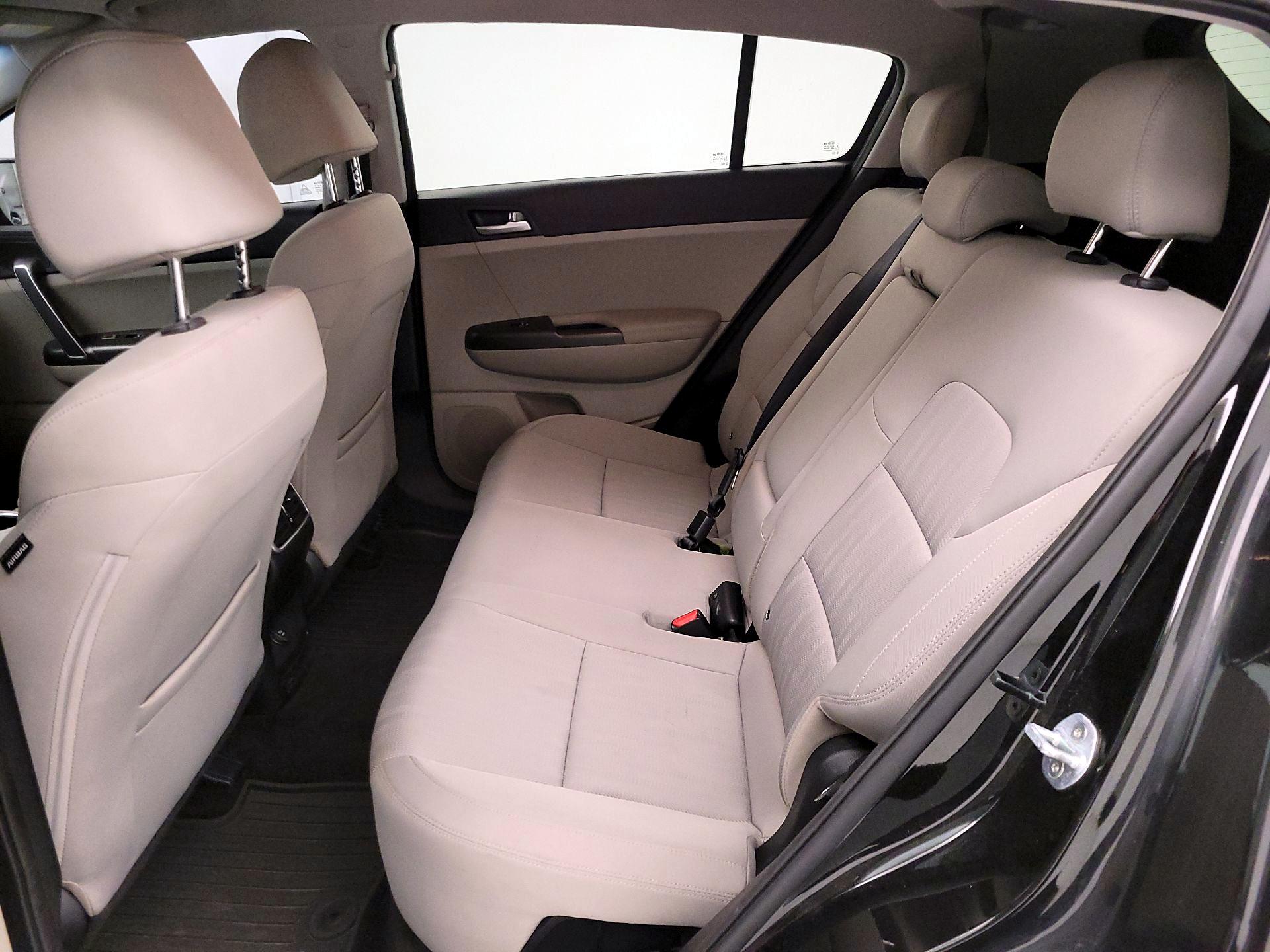 Thumbnail: 2020 Kia Sportage - 19
