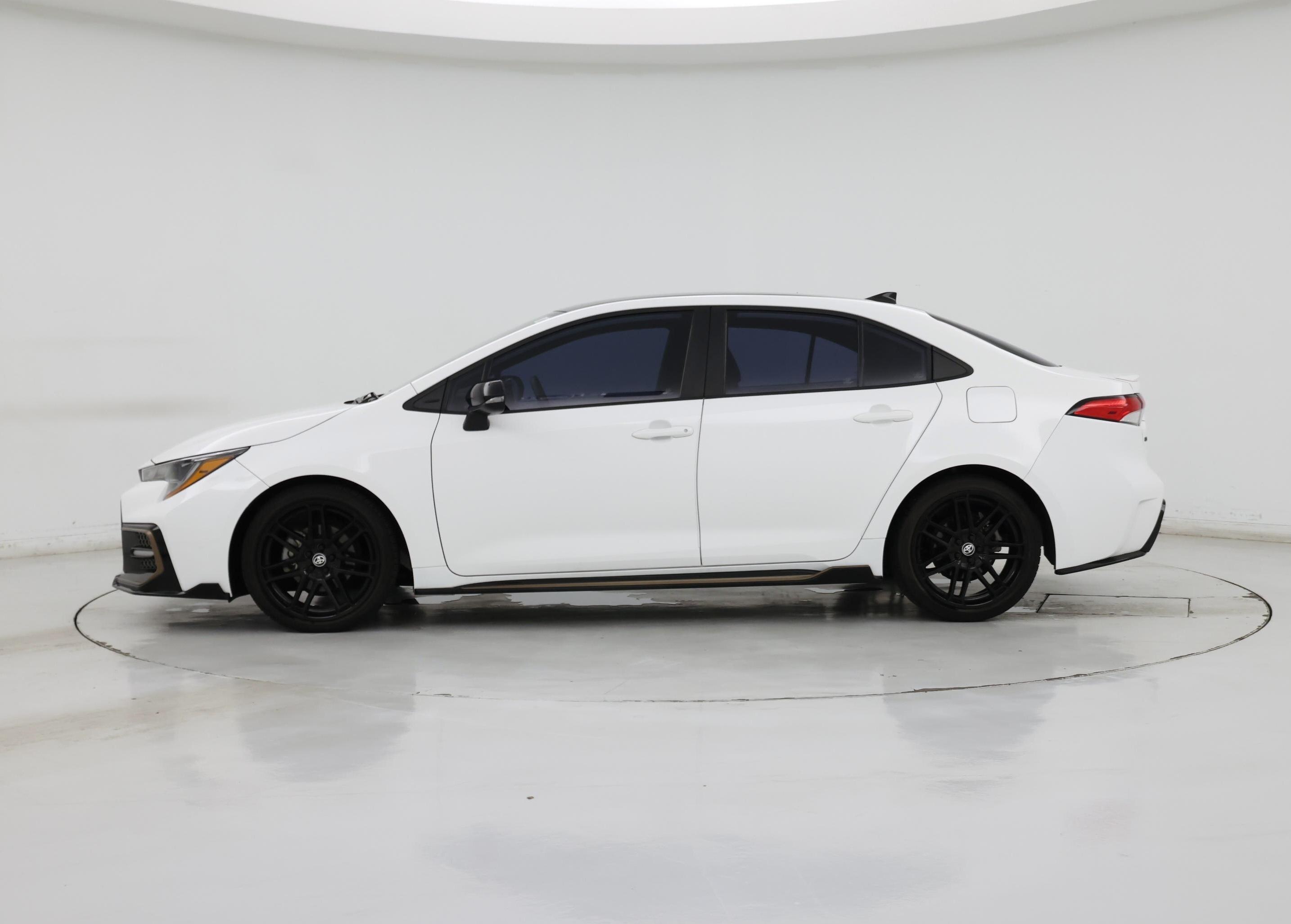 Thumbnail: 2022 Toyota Corolla - 3