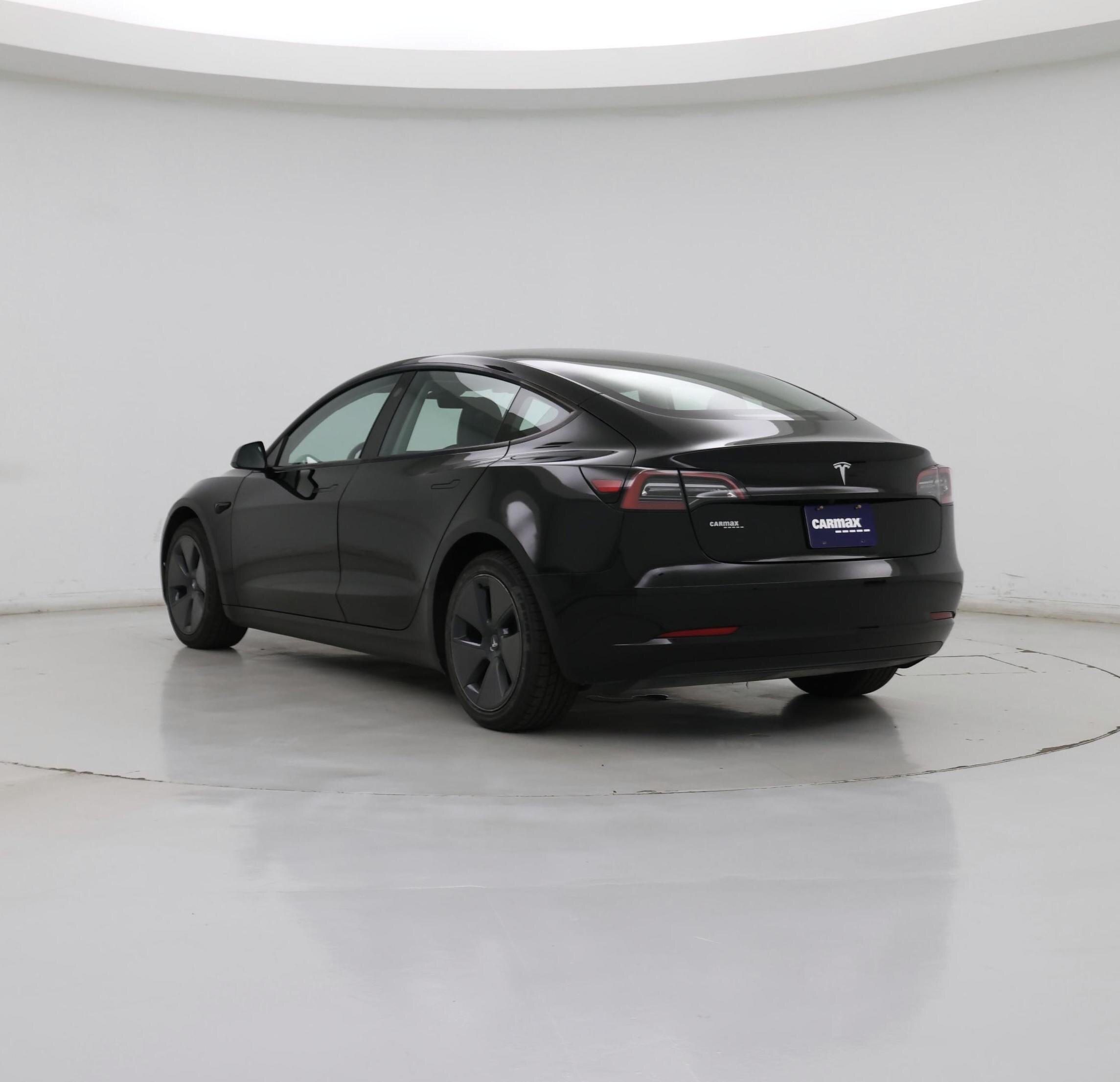 Thumbnail: 2023 Tesla Model 3 - 2