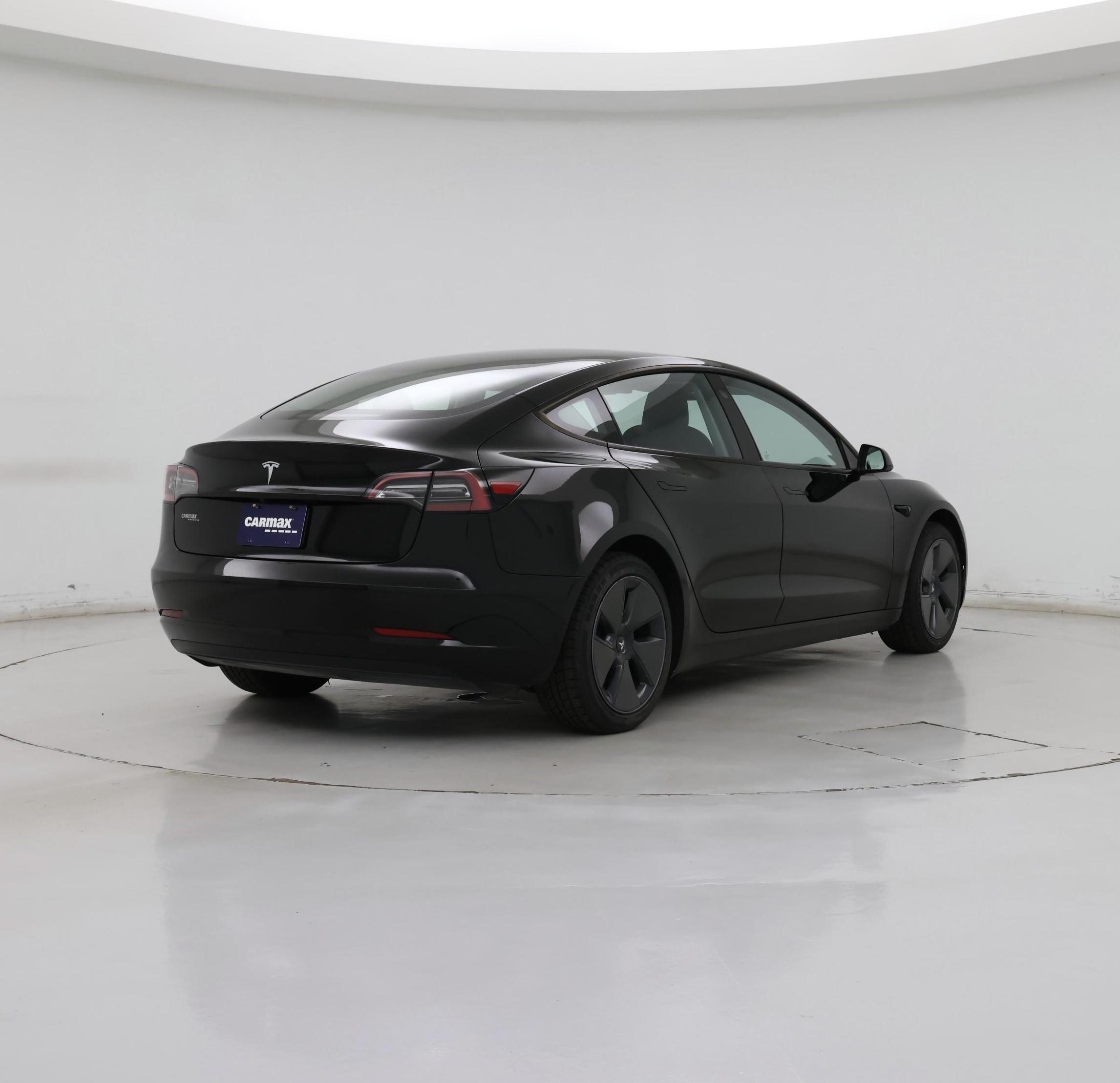 Thumbnail: 2023 Tesla Model 3 - 8