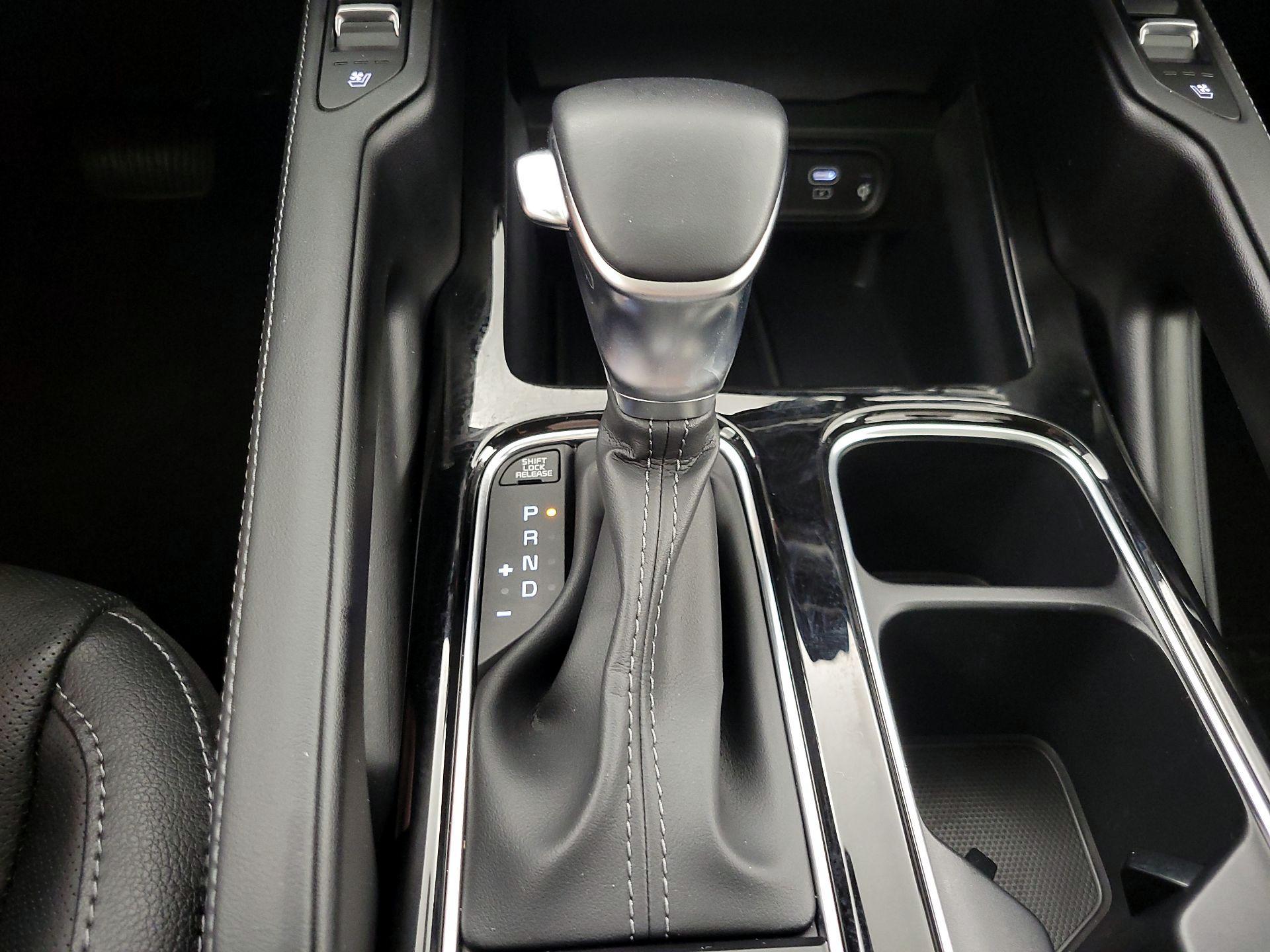 Thumbnail: 2024 Kia Telluride - 18