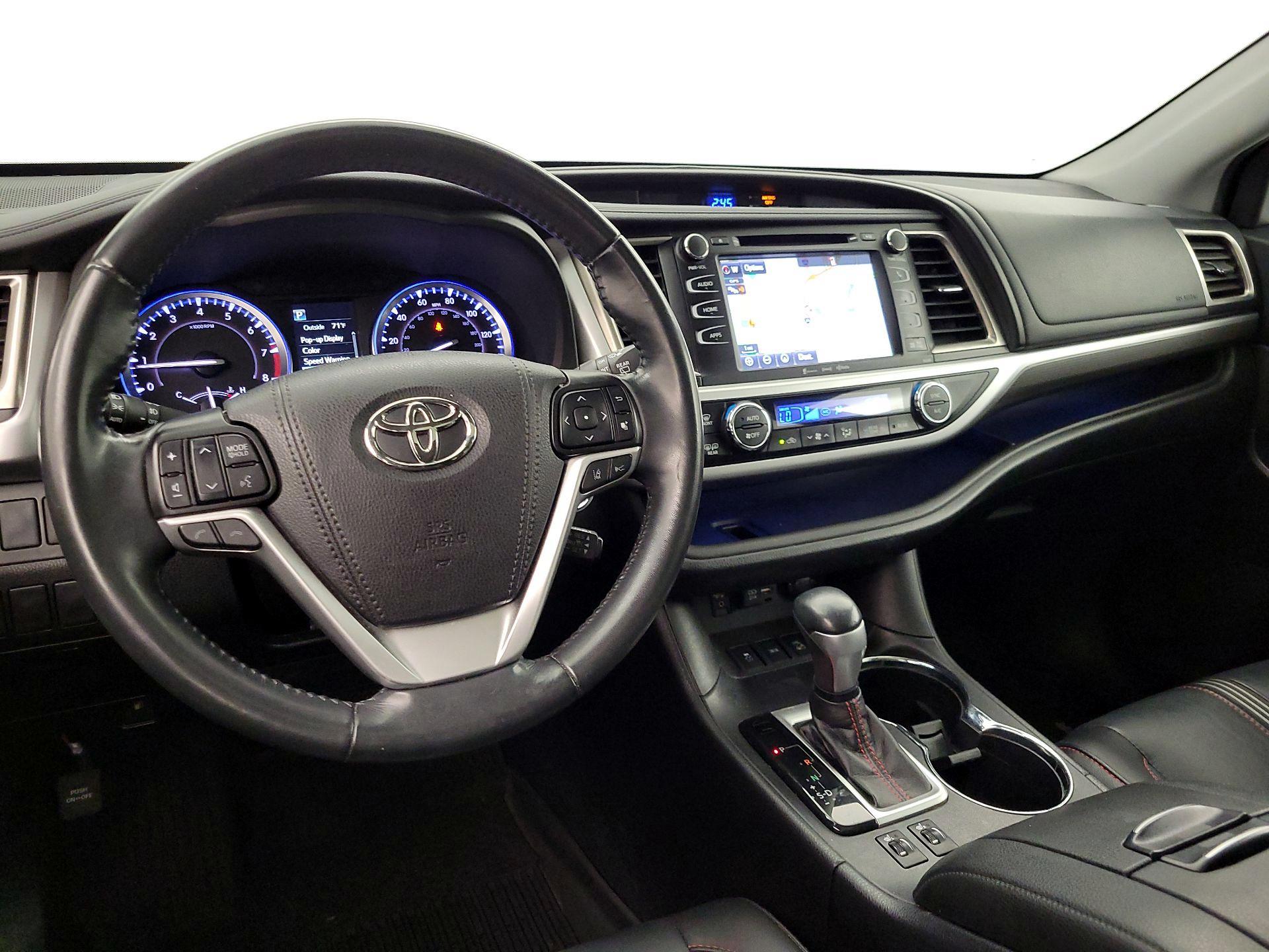 Thumbnail: 2019 Toyota Highlander - 9