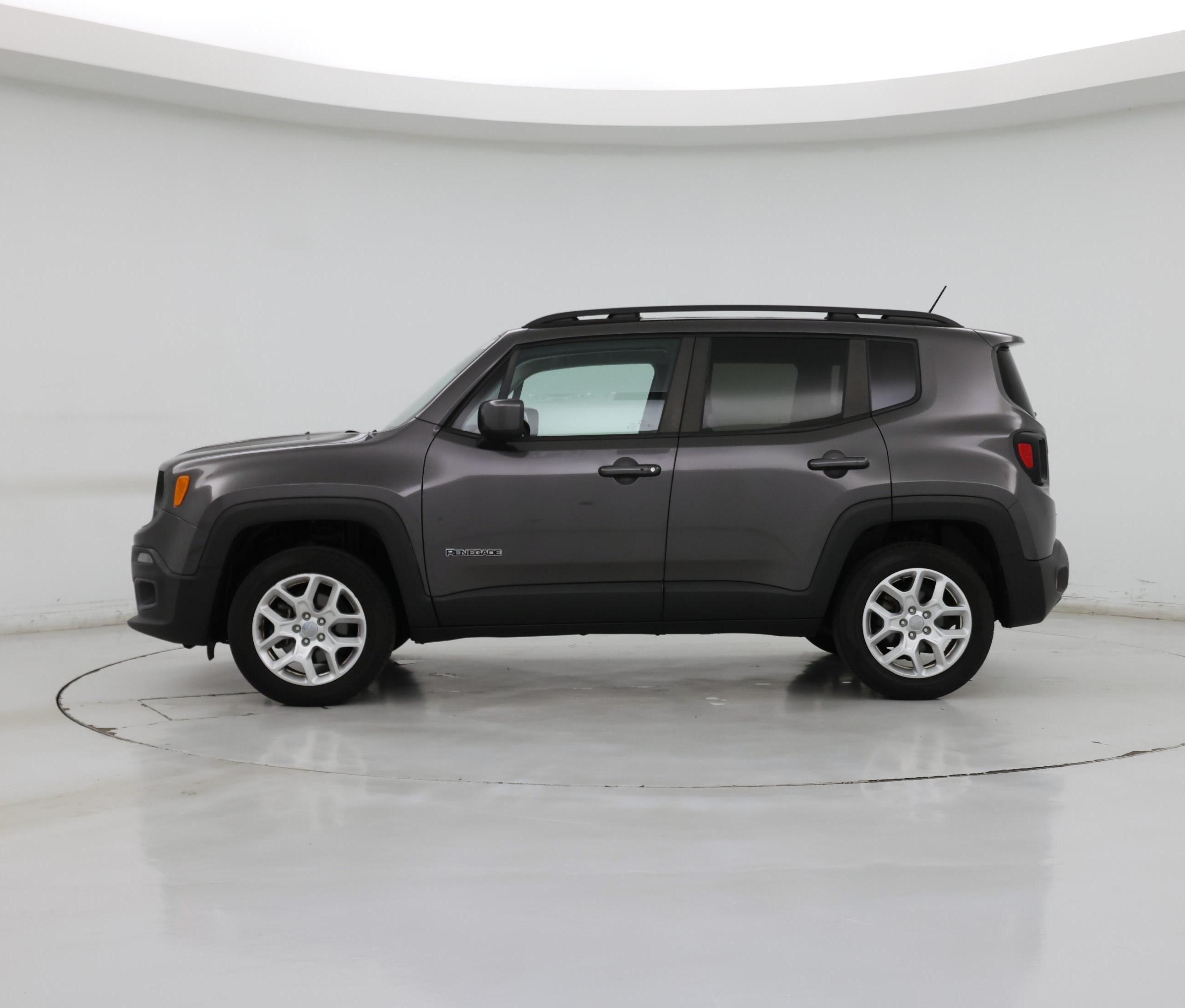 Thumbnail: 2017 Jeep Renegade - 3