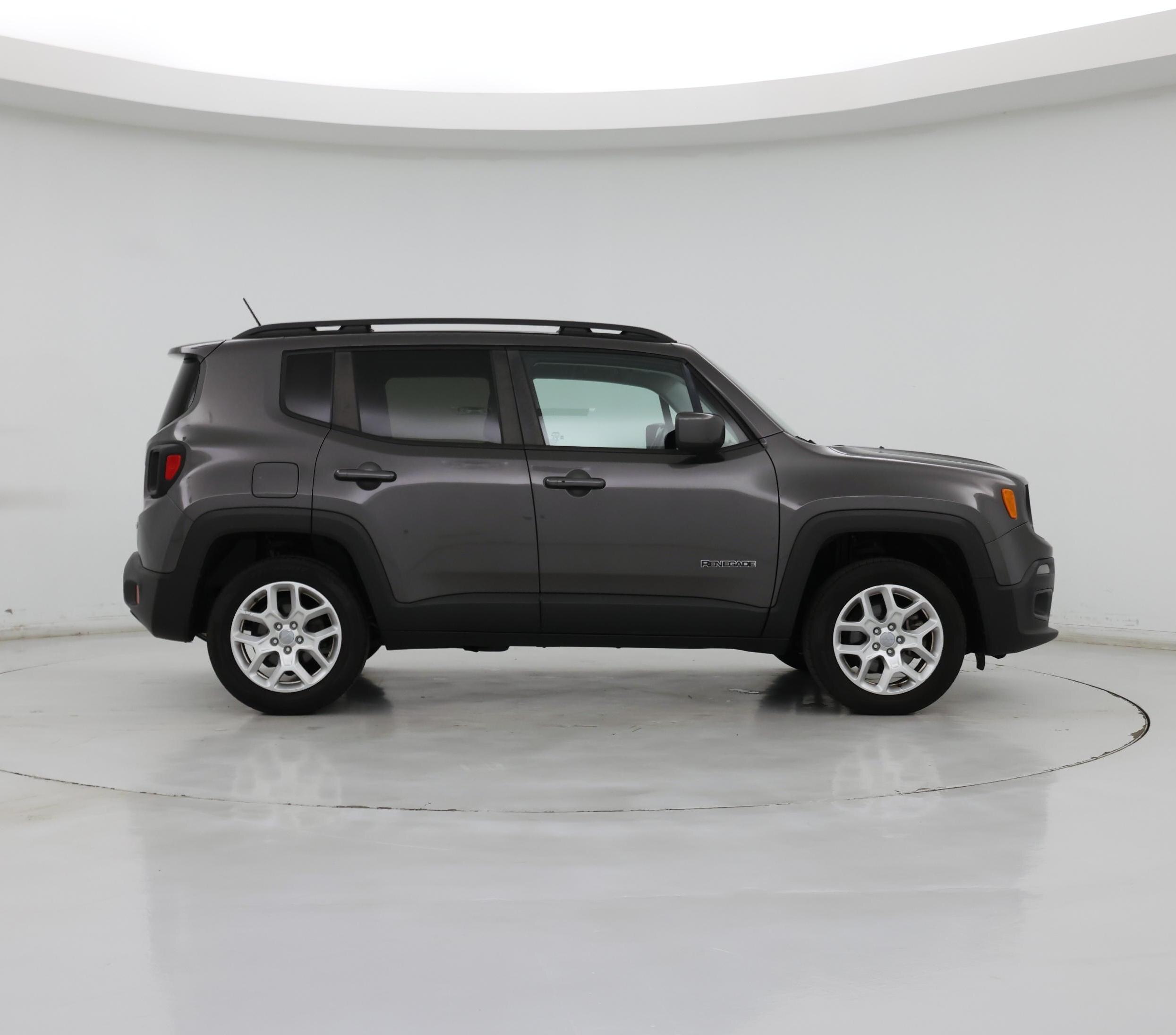 Thumbnail: 2017 Jeep Renegade - 7