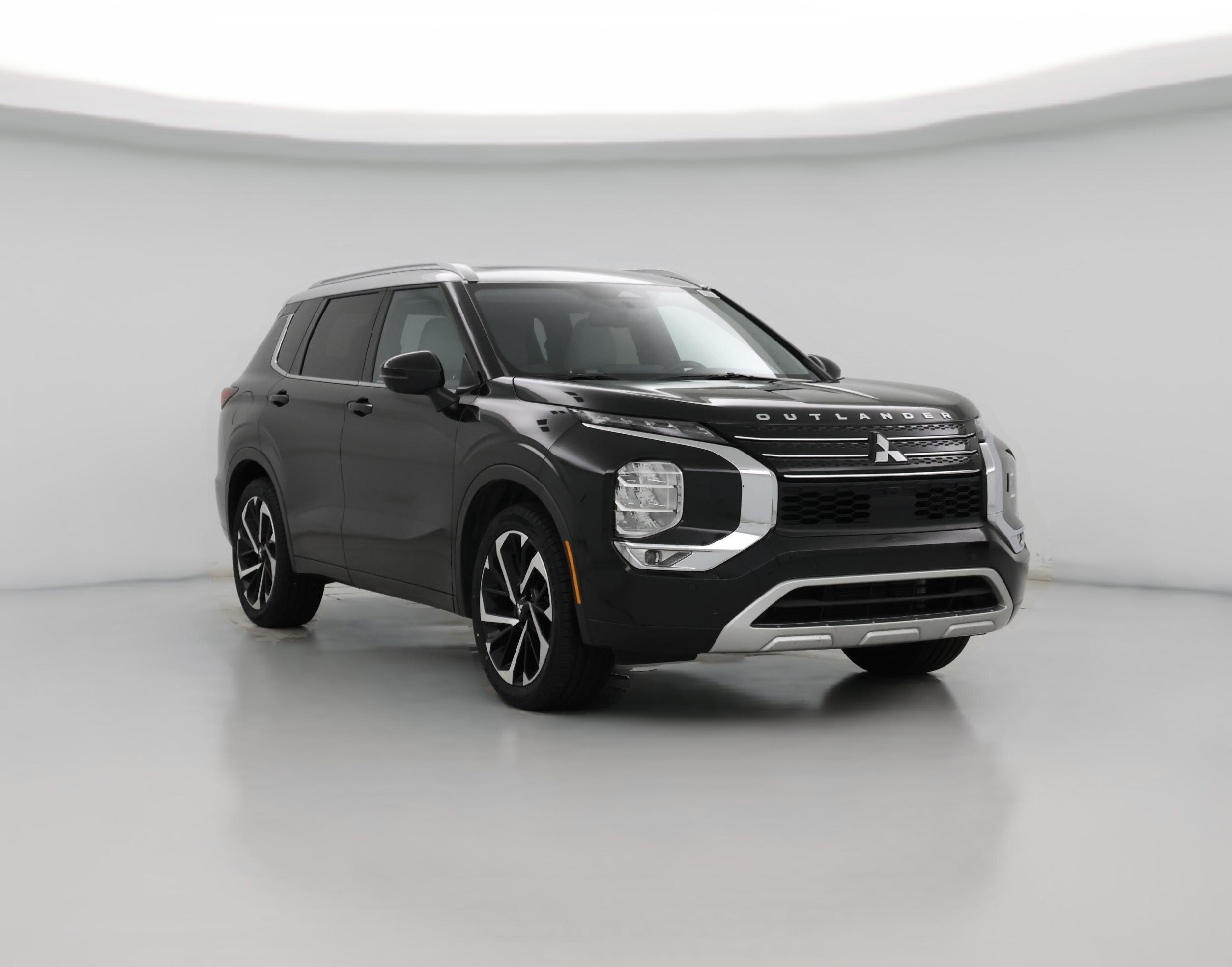 Thumbnail: 2024 Mitsubishi Outlander - 1