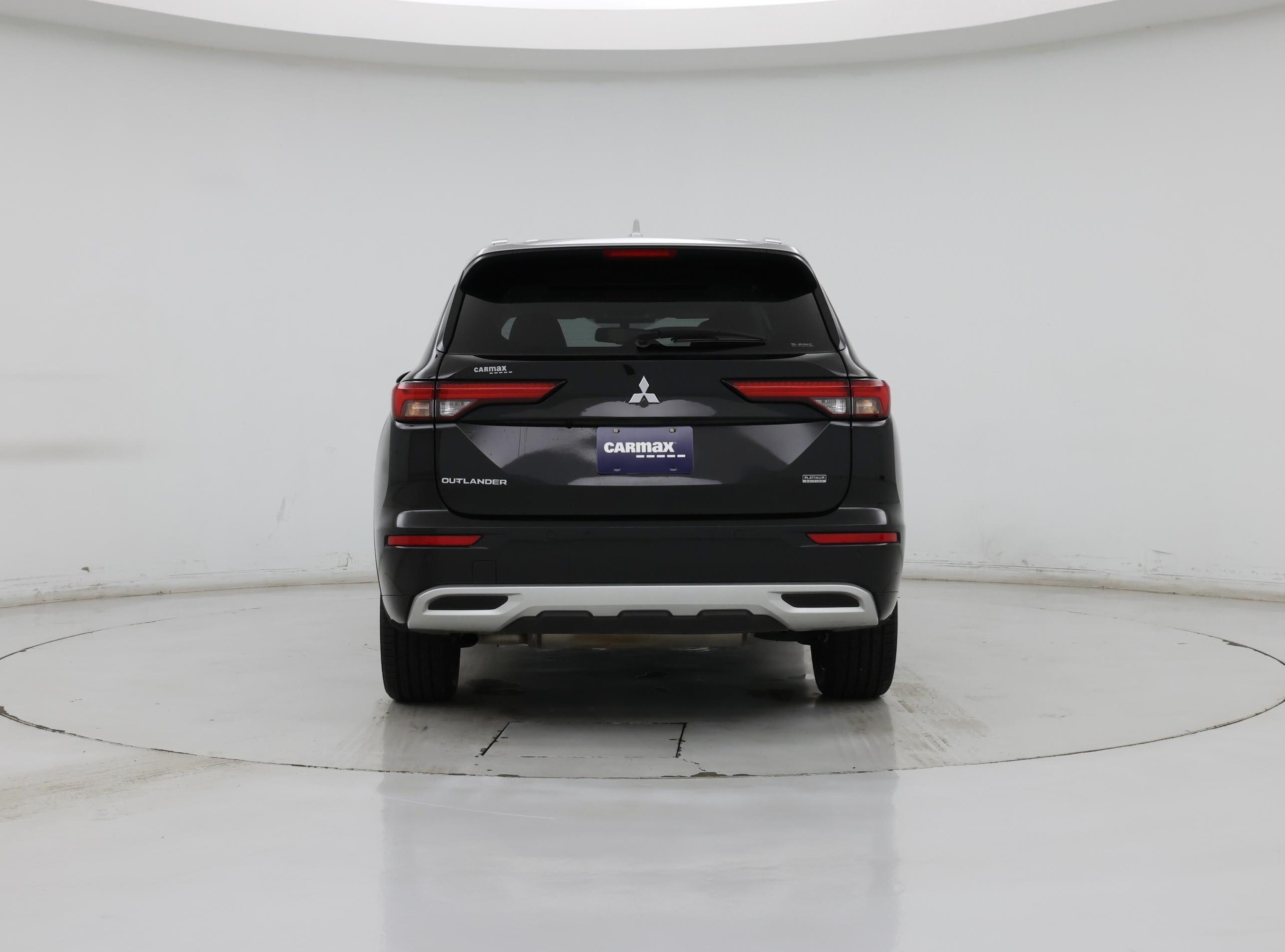 Thumbnail: 2024 Mitsubishi Outlander - 6