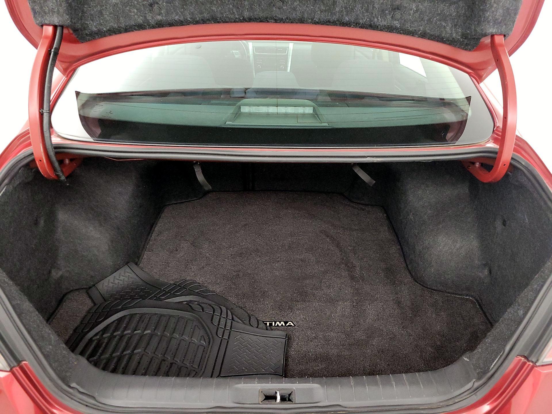 Thumbnail: 2015 Nissan Altima - 20