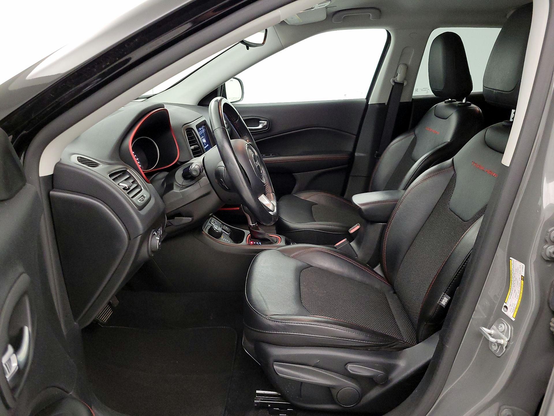 Thumbnail: 2020 Jeep Compass - 11