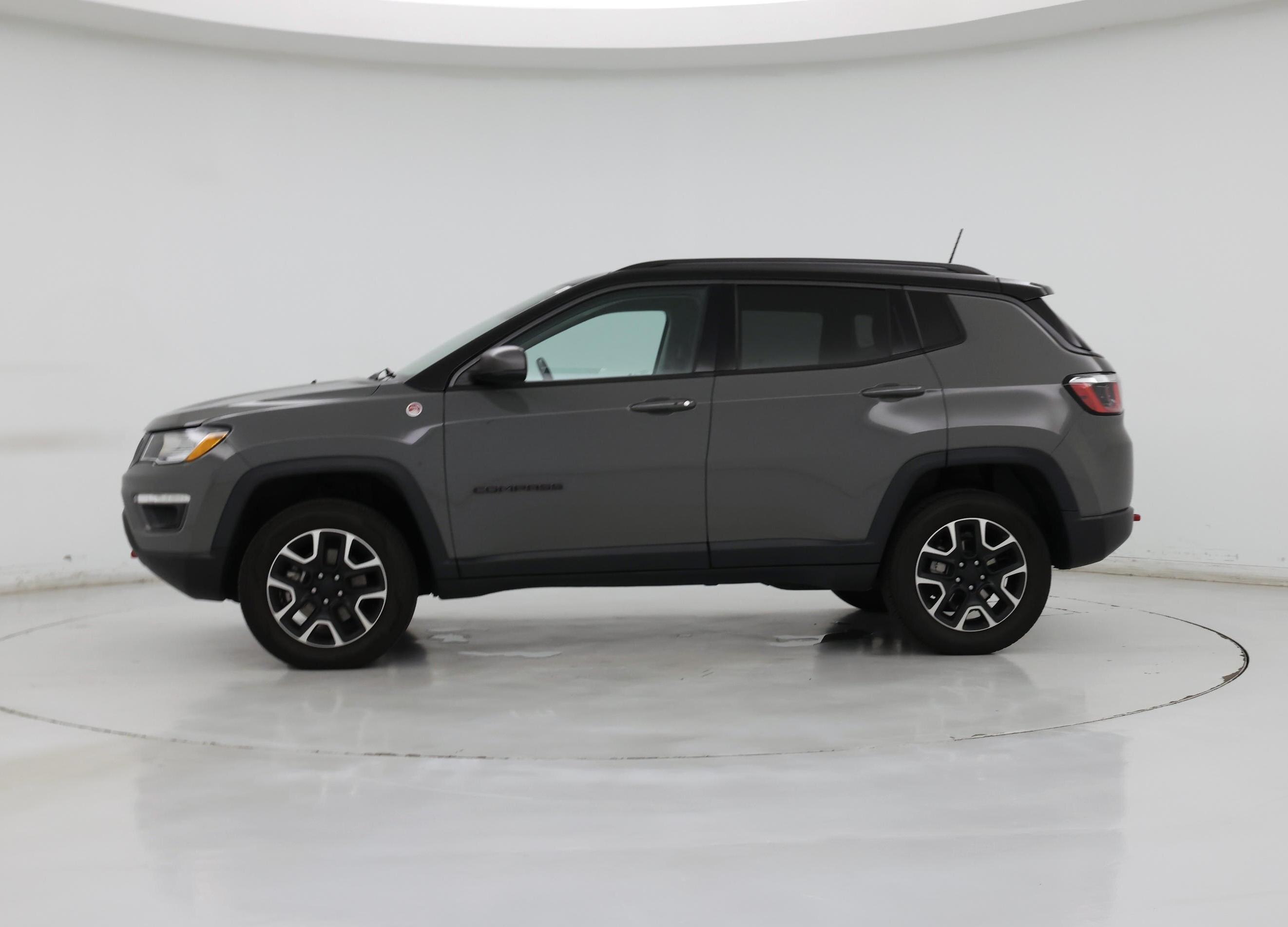 Thumbnail: 2020 Jeep Compass - 3