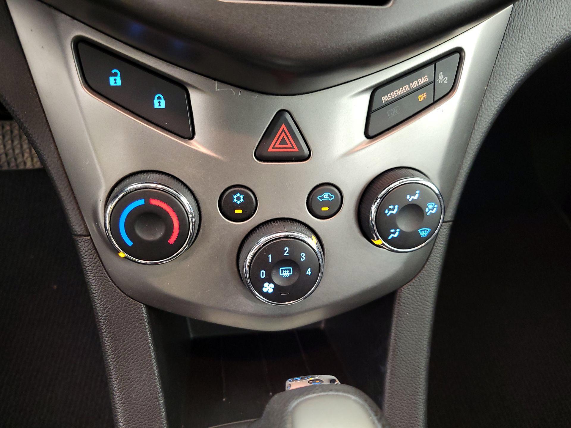 Thumbnail: 2015 Chevrolet Sonic - 15
