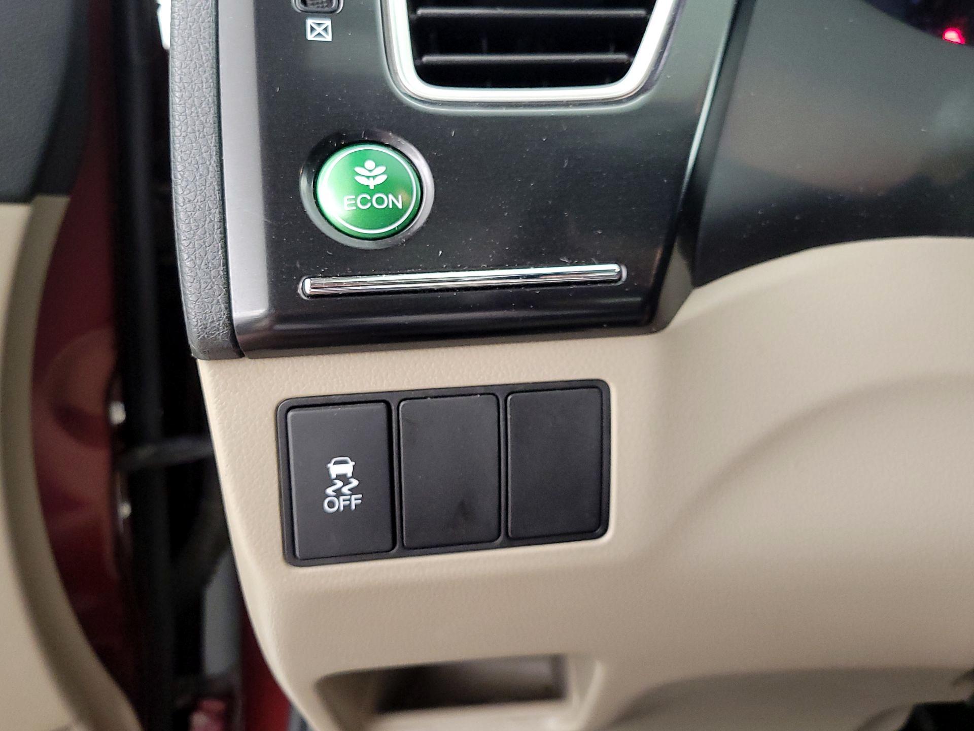 Thumbnail: 2014 Honda Civic - 13