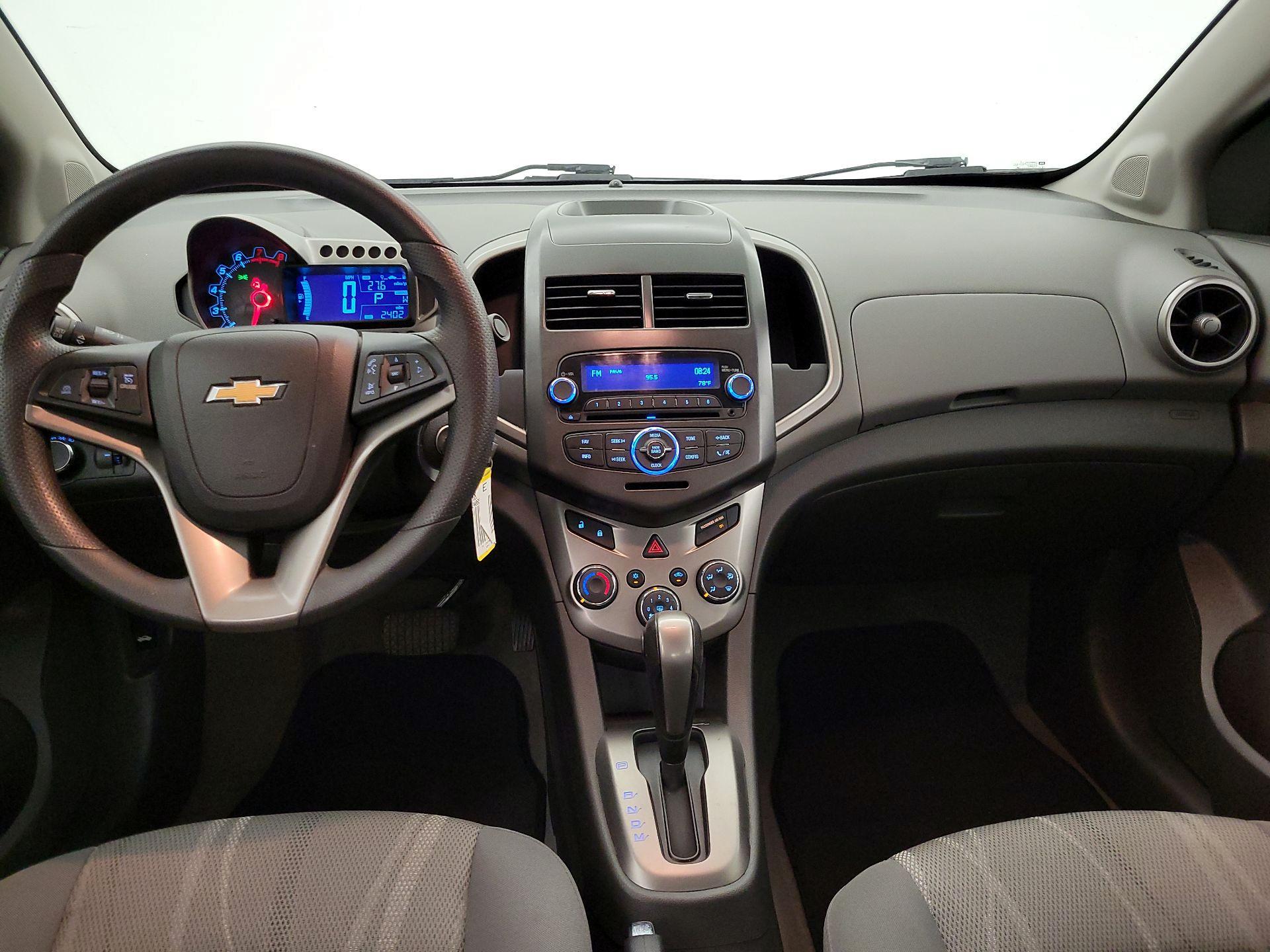 Thumbnail: 2014 Chevrolet Sonic - 9