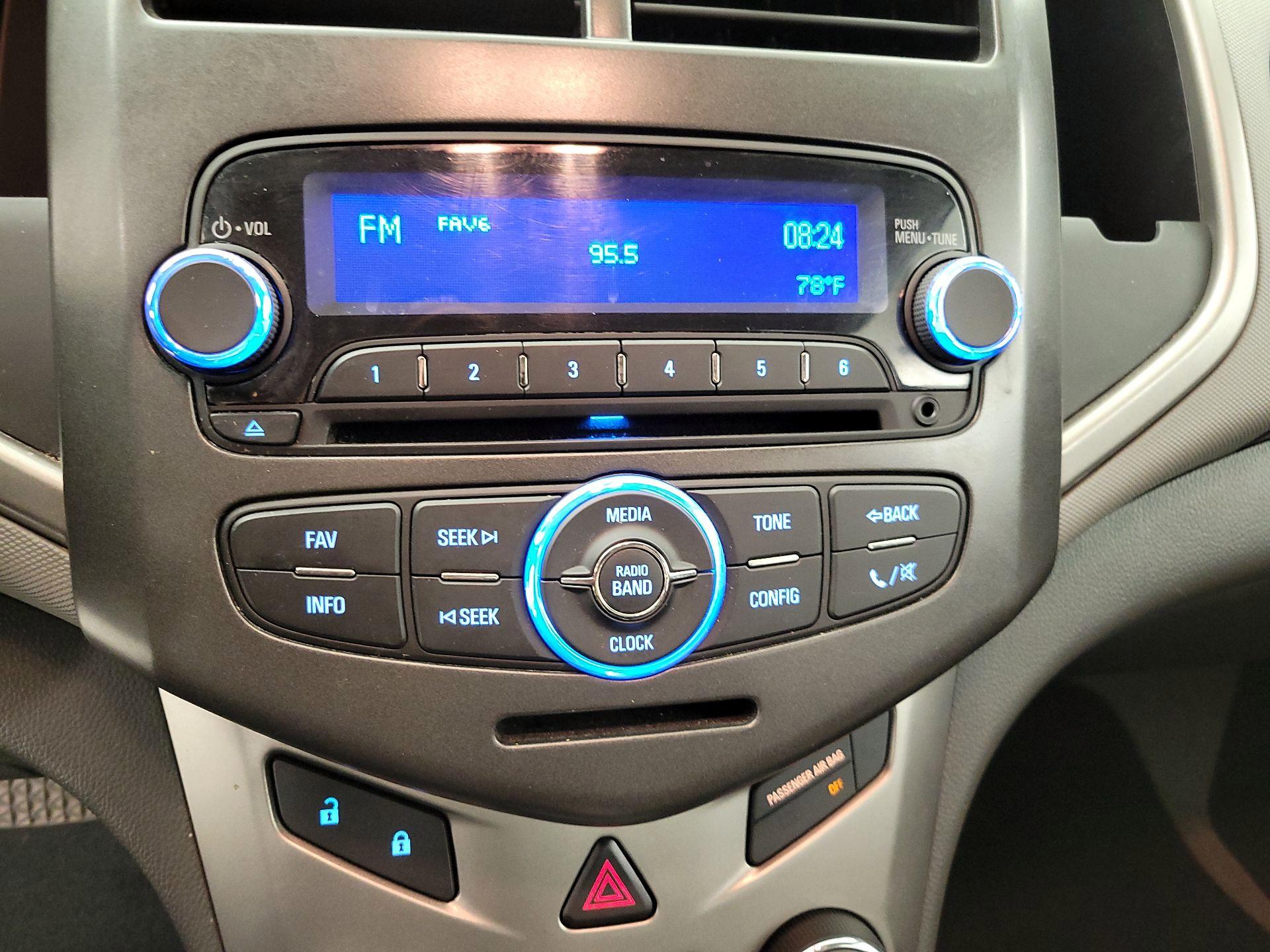 Thumbnail: 2014 Chevrolet Sonic - 14