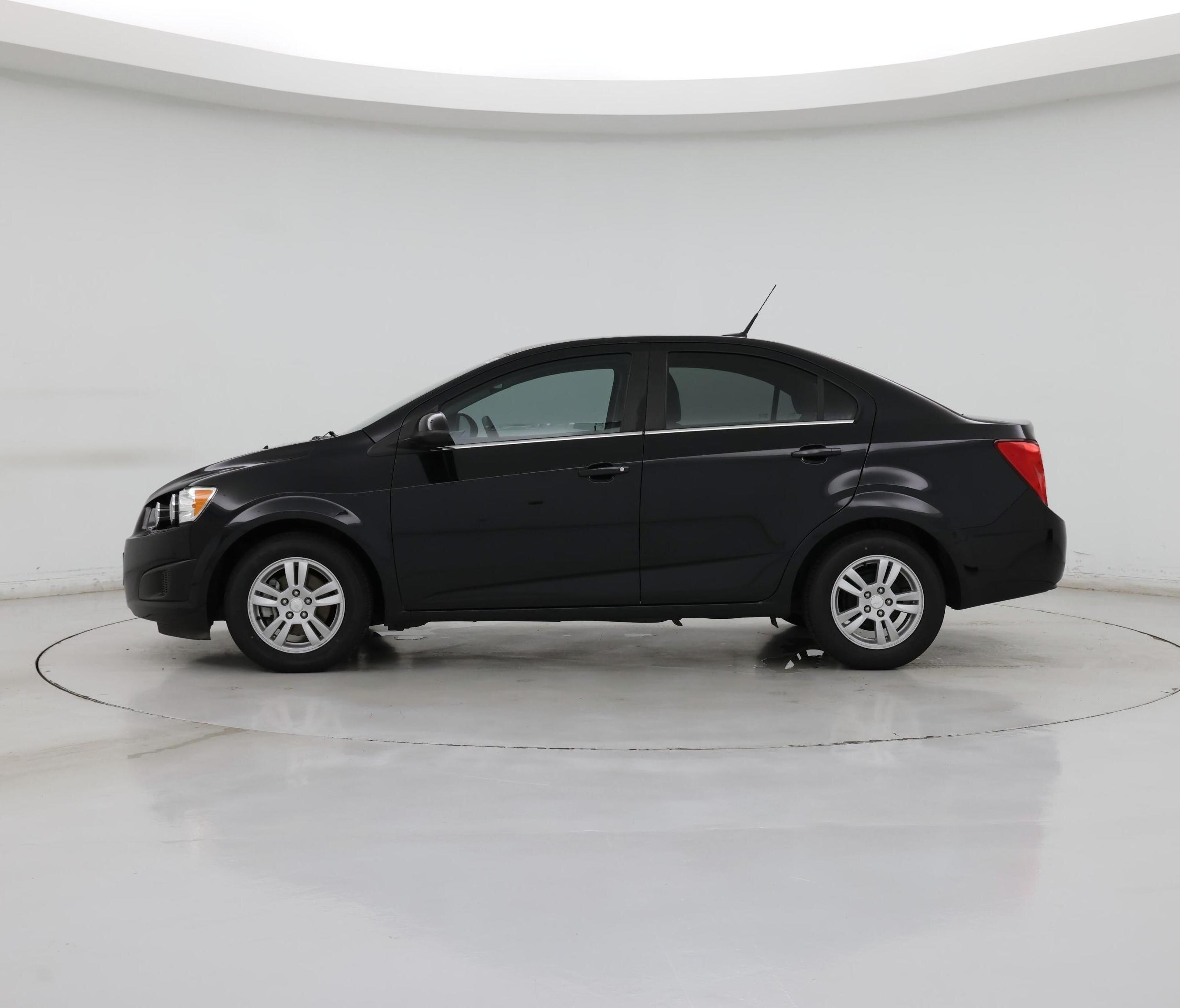 Thumbnail: 2014 Chevrolet Sonic - 3