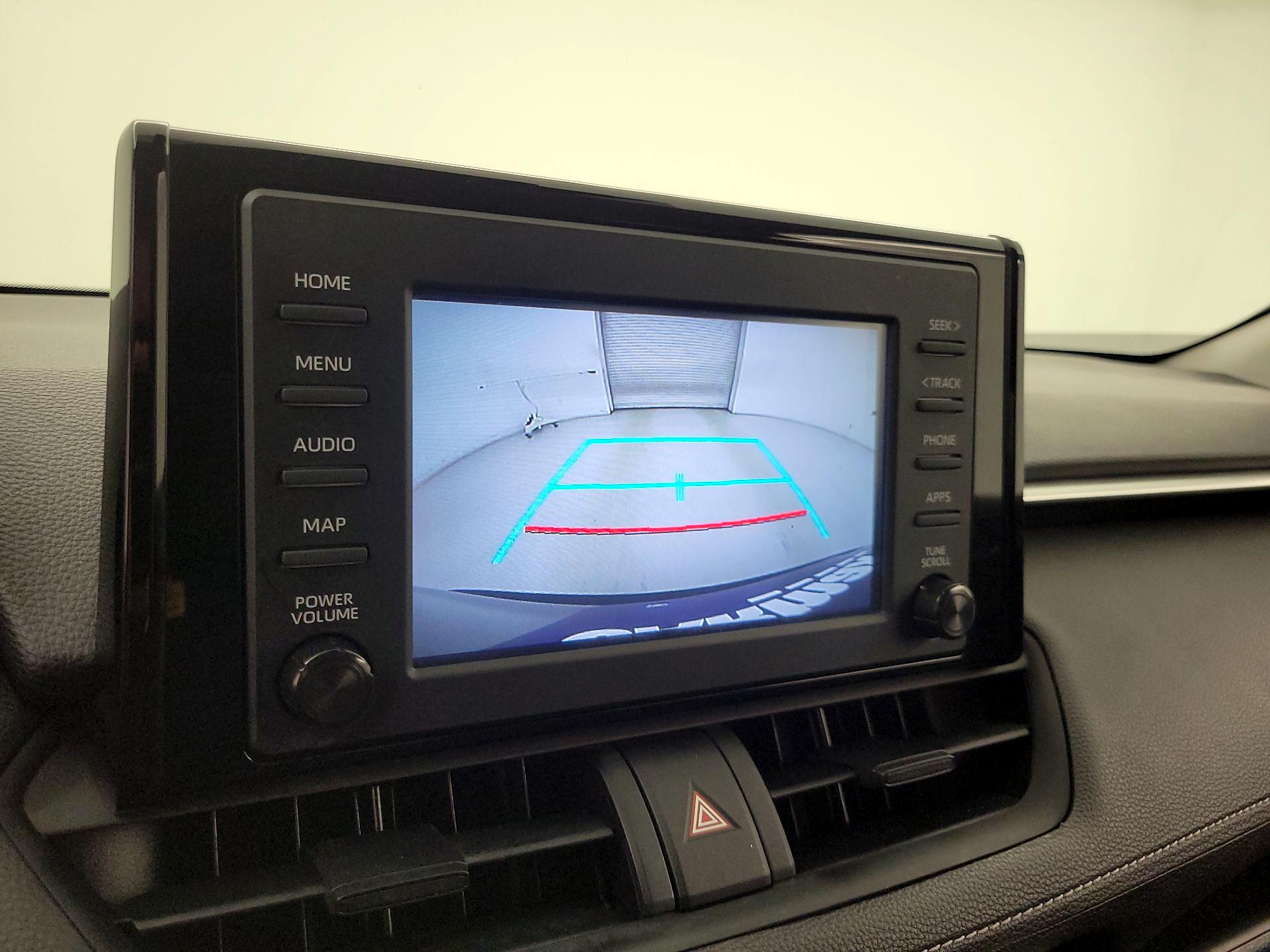 Thumbnail: 2019 Toyota RAV4 - 14