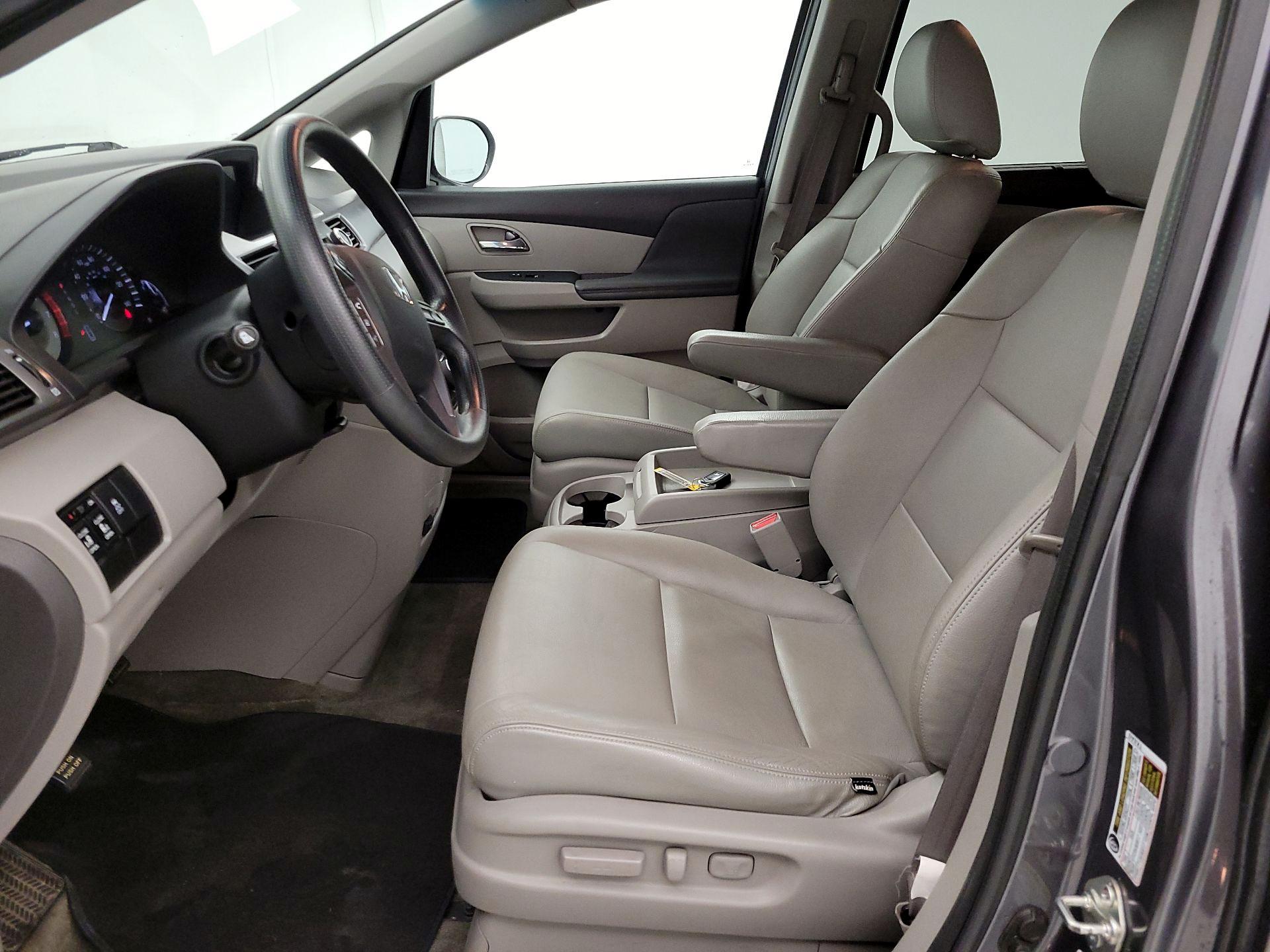 Thumbnail: 2014 Honda Odyssey - 11