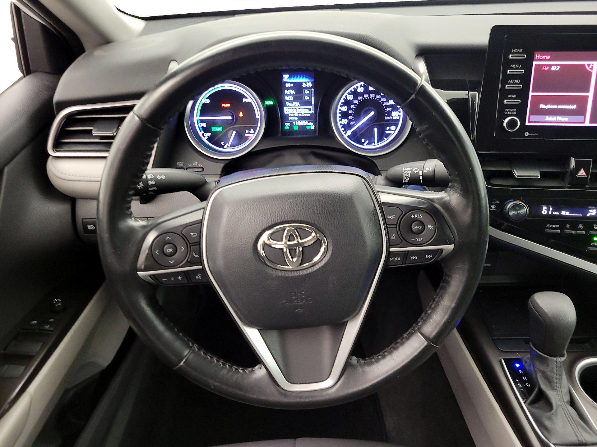 Thumbnail: 2021 Toyota Camry - 10