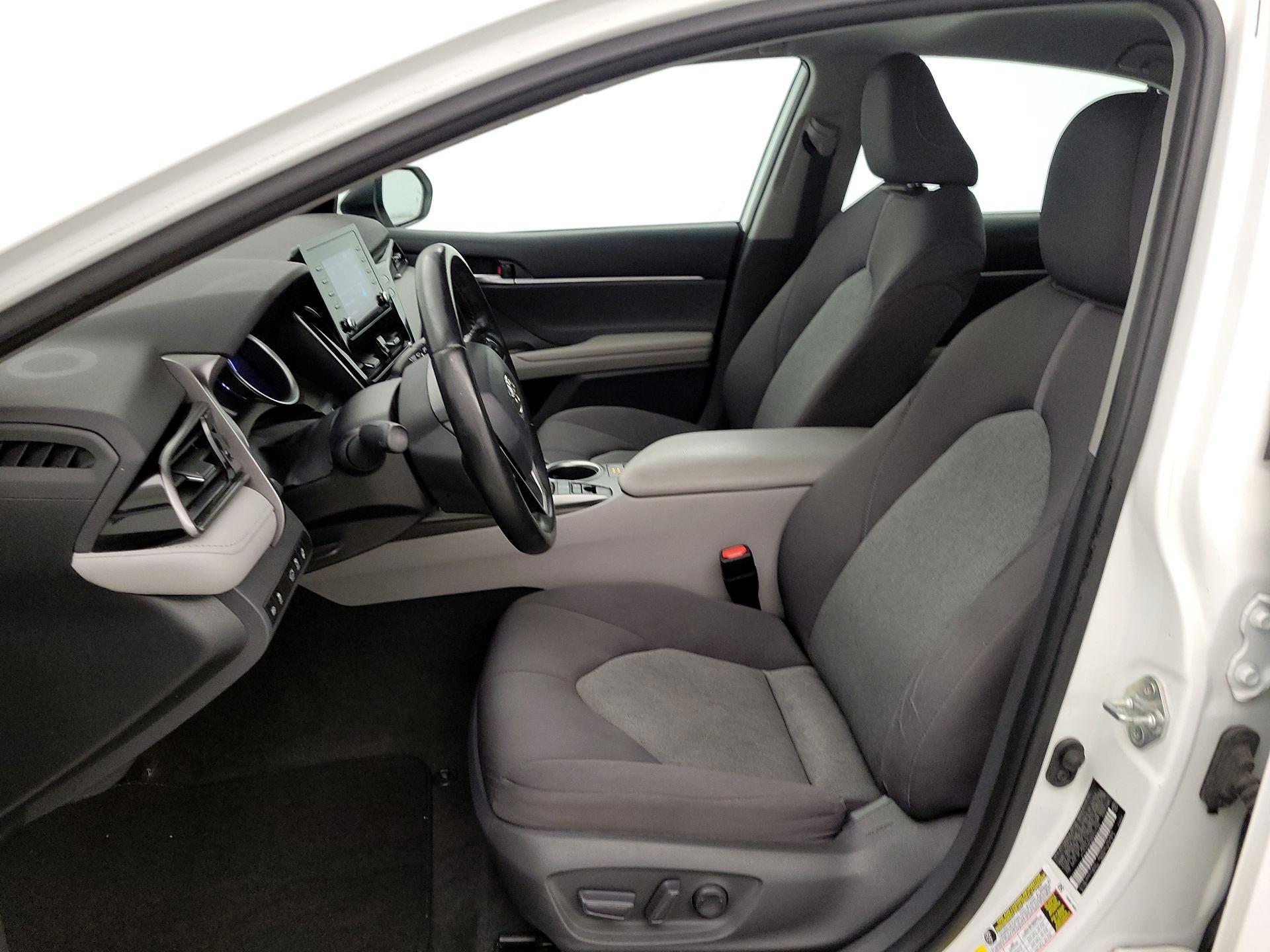 Thumbnail: 2021 Toyota Camry - 11