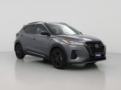 Gray 2023 Nissan Kicks SR