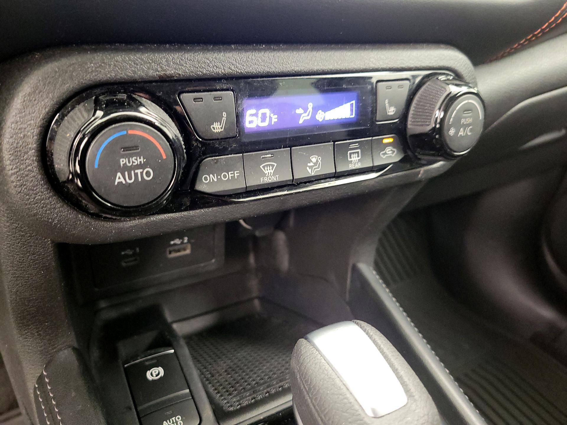 Thumbnail: 2023 Nissan Kicks - 16