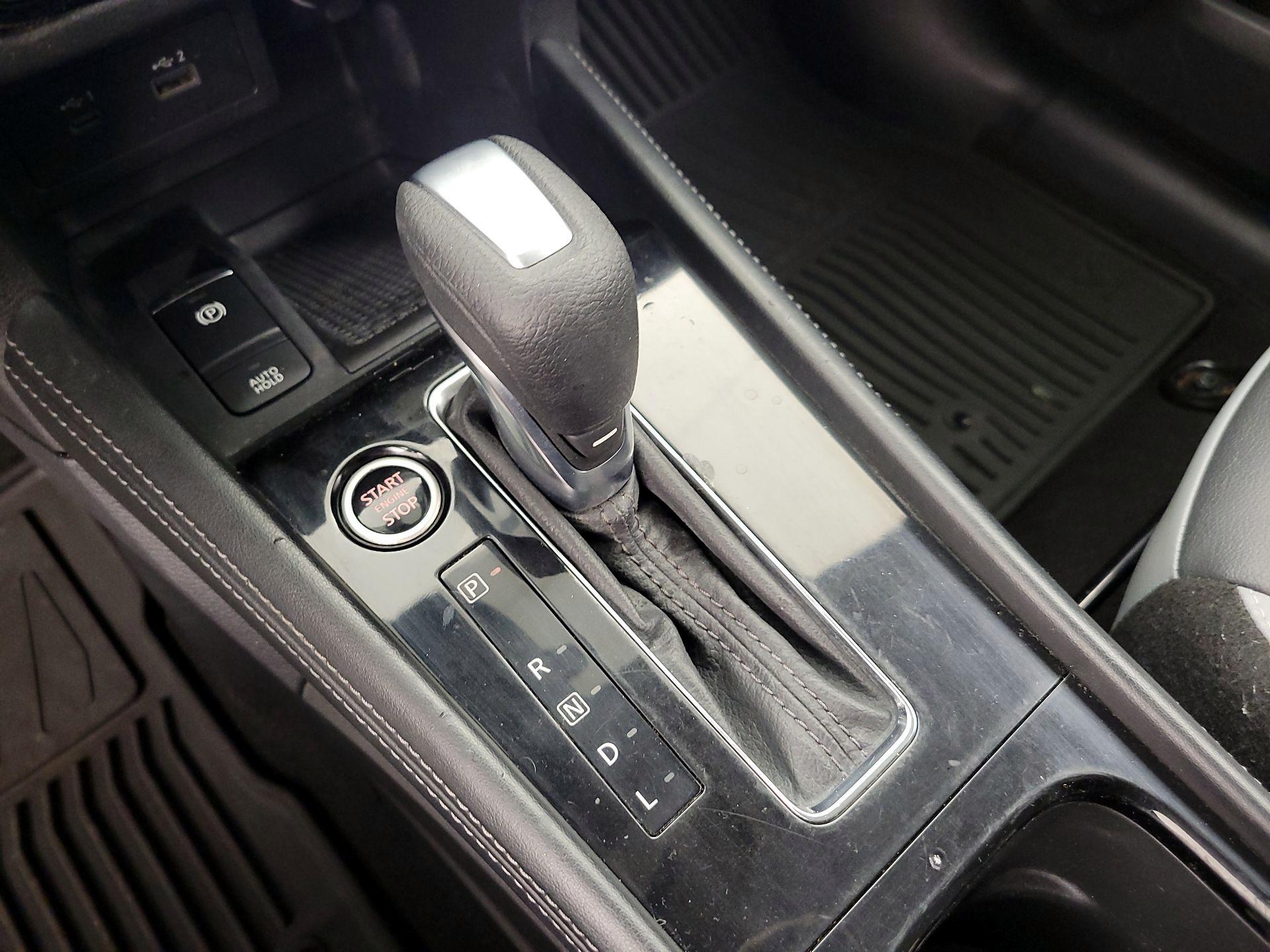 Thumbnail: 2023 Nissan Kicks - 17